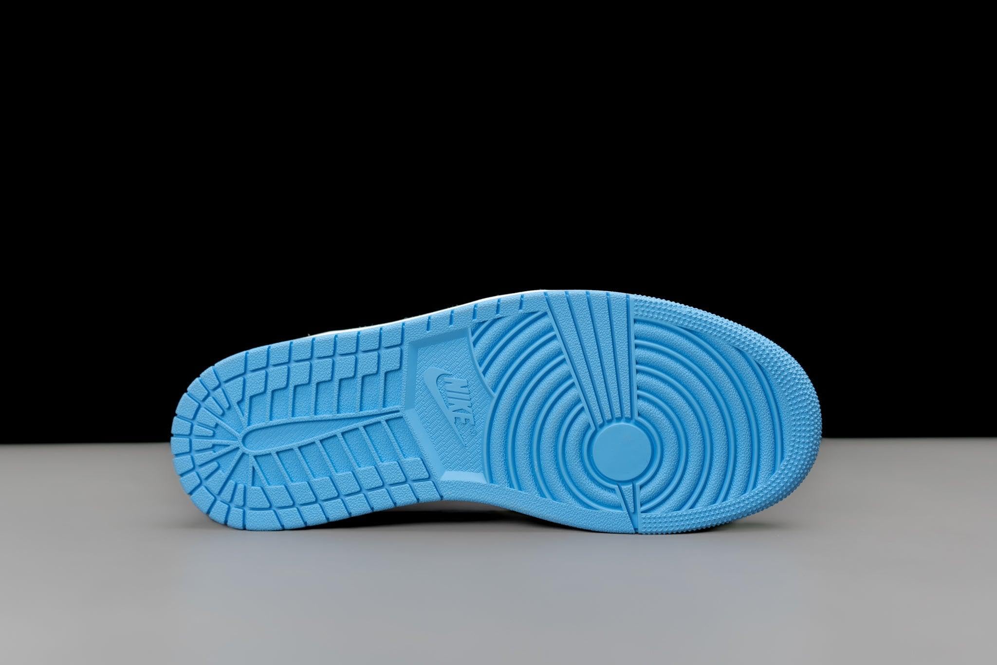 Nike Men's Basketball Shoes - High Performance Sneakers for Indoor & Outdoor Court Play - Perfect for Training, Games, and Casual Wear