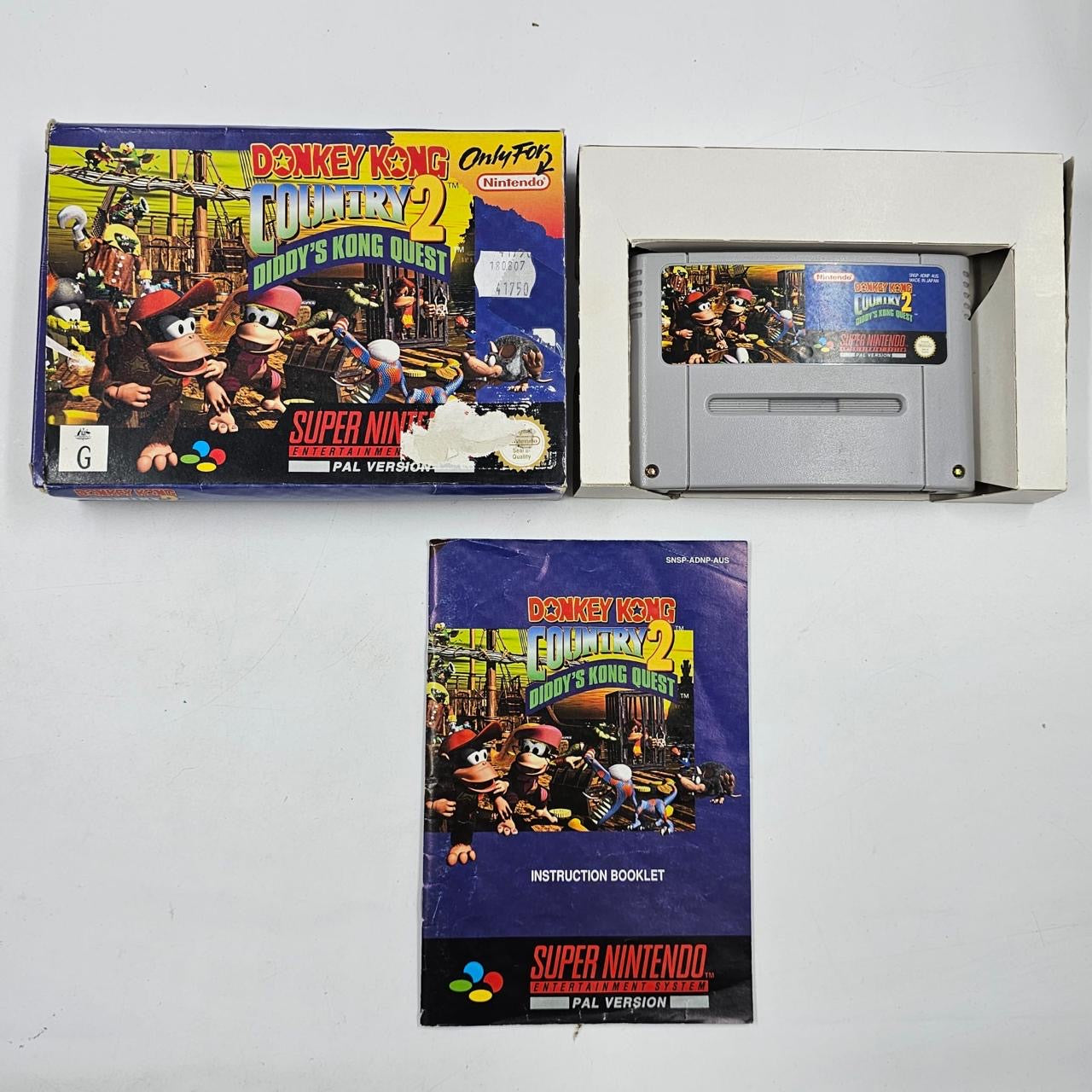 Donkey Kong Country 2 SNES Game - Complete Boxed PAL Version | Retro Nintendo Super Nintendo Entertainment System | Perfect for Collectors & Classic Gaming Enthusiasts