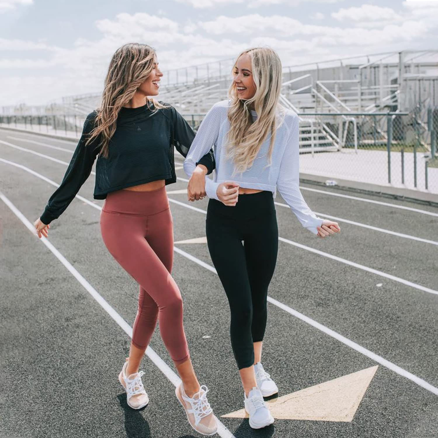 3 Pack Women's High Waisted Fleece Capri Leggings - Non See Through, Soft Tummy Control Yoga Pants for Workout & Lounge - Perfect for Yoga, Gym & Casual Wear