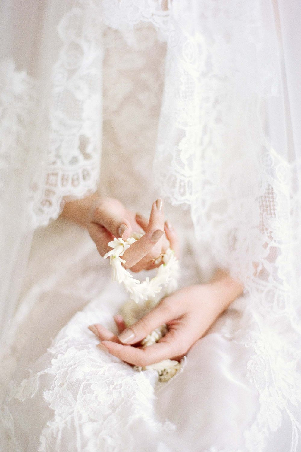 Ivory Madrid French Lace Mantilla Veil - Elegant Bridal Headpiece for Weddings, Church Ceremonies & Special Occasions