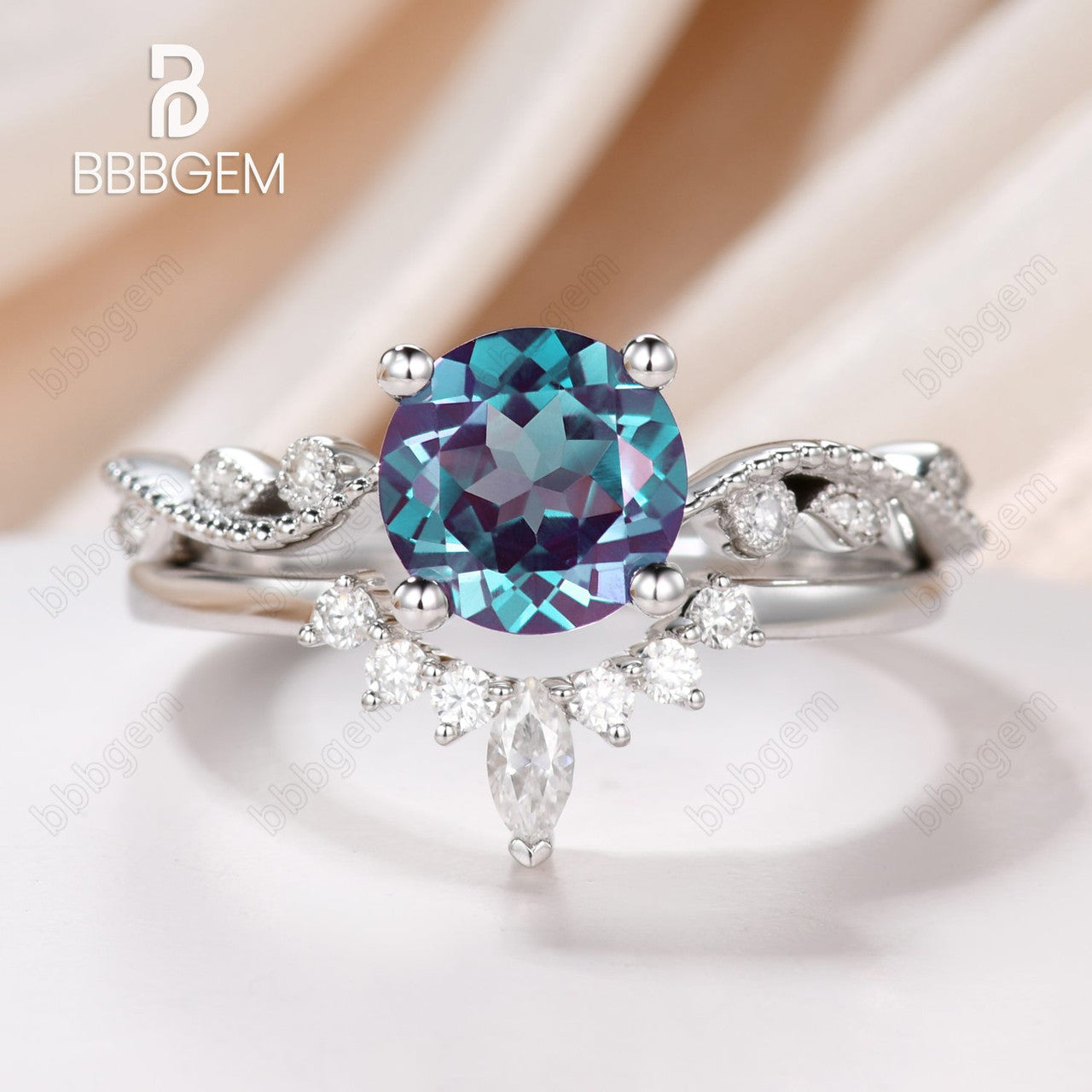 Exquisite Milgrain Round Alexandrite & Moissanite Engagement Ring Set - Stackable Wedding Band for Women - Perfect for Proposals, Anniversaries, and Bridal Jewelry