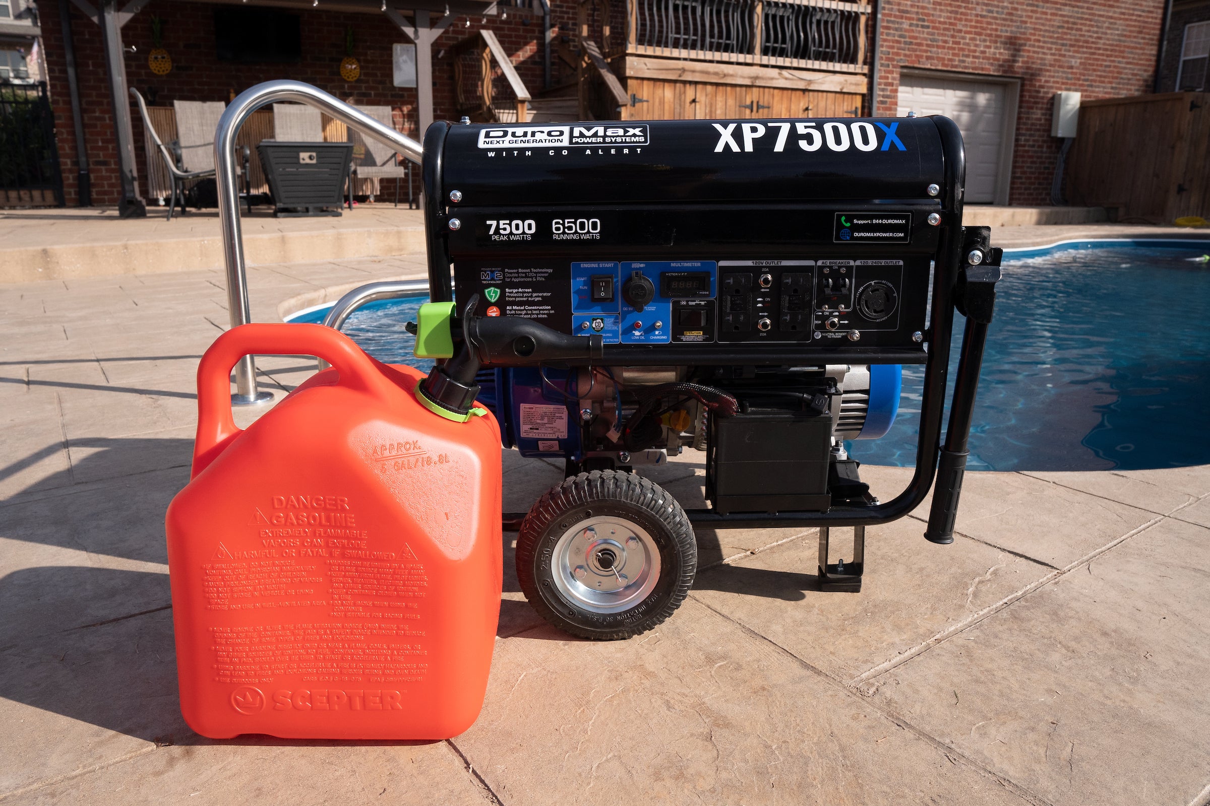 7,500 Watt Portable Gasoline Generator with CO Alert - Reliable Backup Power for Home, Camping & Outdoor Emergencies