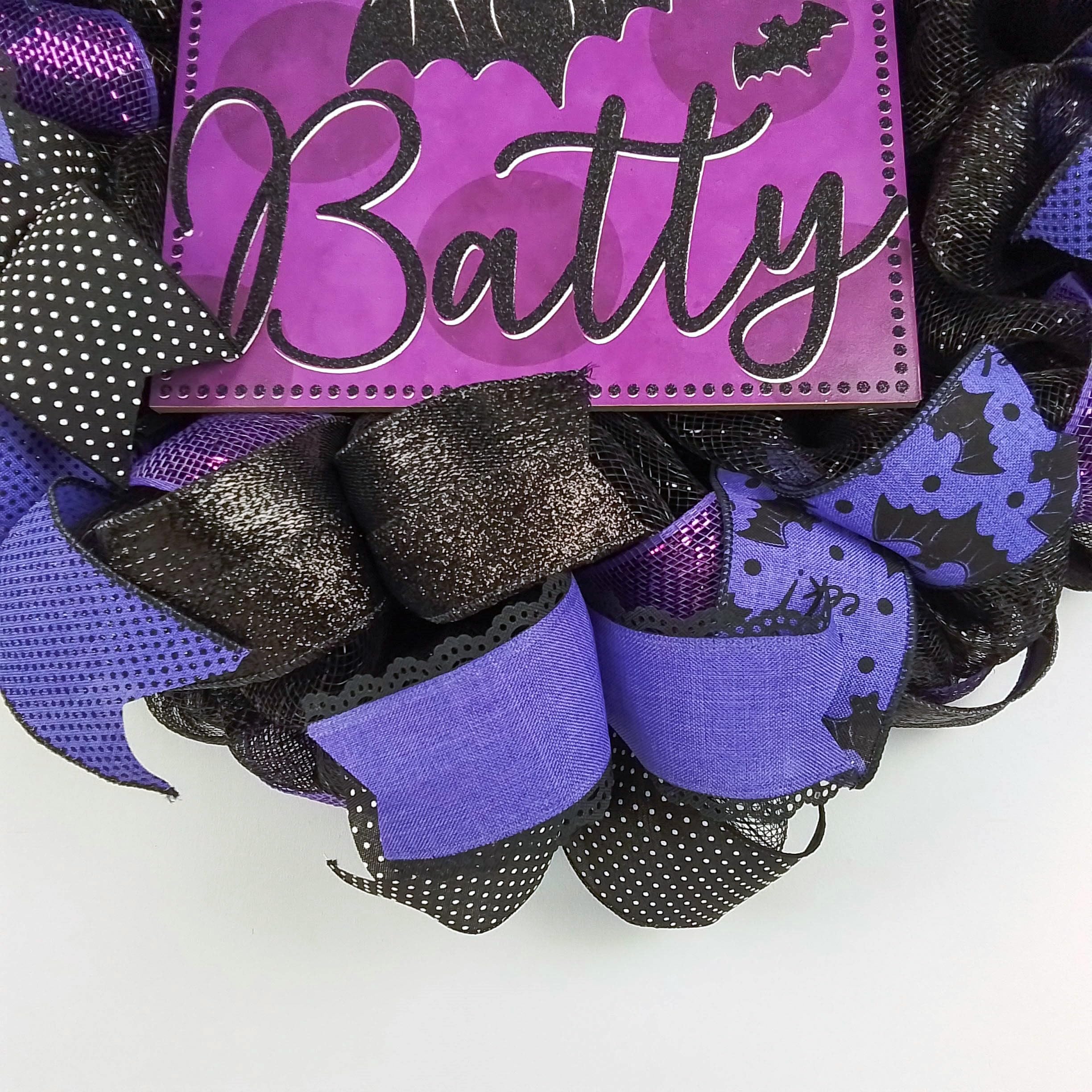 Halloween Bat Wreath for Front Door - Black & Purple Mesh Decor - Perfect for Spooky Home, Party & Outdoor Halloween Decorations