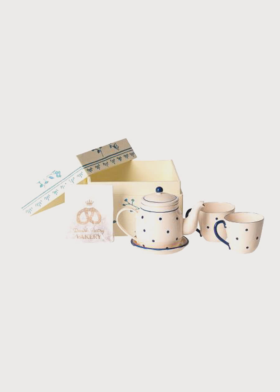 Premium English Tea & Biscuits Gift Set for Two - Perfect for Afternoon Tea, Romantic Dates & Cozy Moments at Home