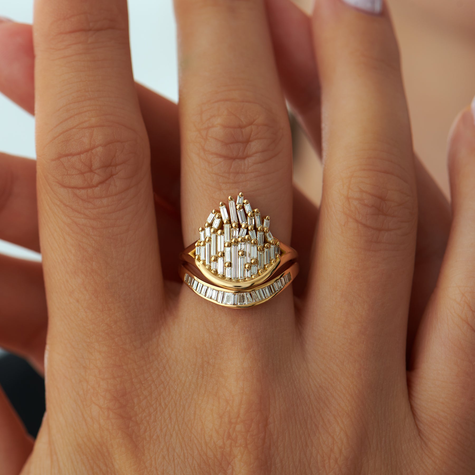 Elegant Curved Baguette Diamond Wedding Band Ring for Women - Perfect for Bridal Jewelry, Anniversary Gifts & Special Occasions