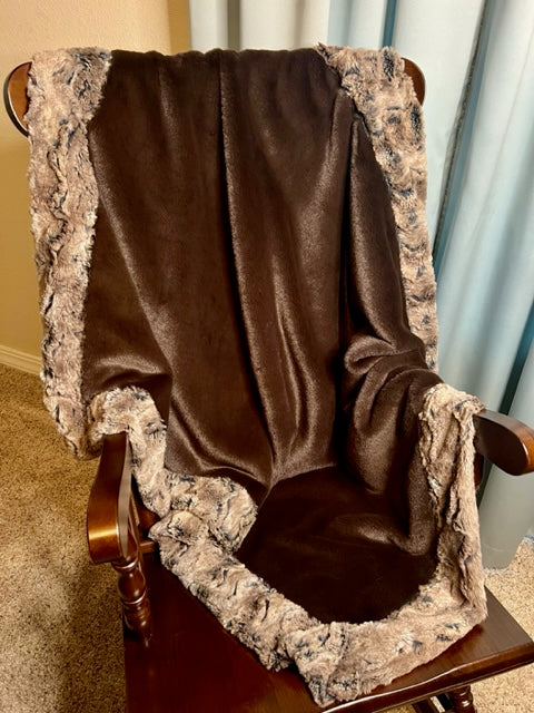 Mustang Faux Cinnamon Chestnut Small Minky Throw Blanket 40x53 - Ultra Soft Cozy Blanket for Sofa, Bed, Nursery & Travel