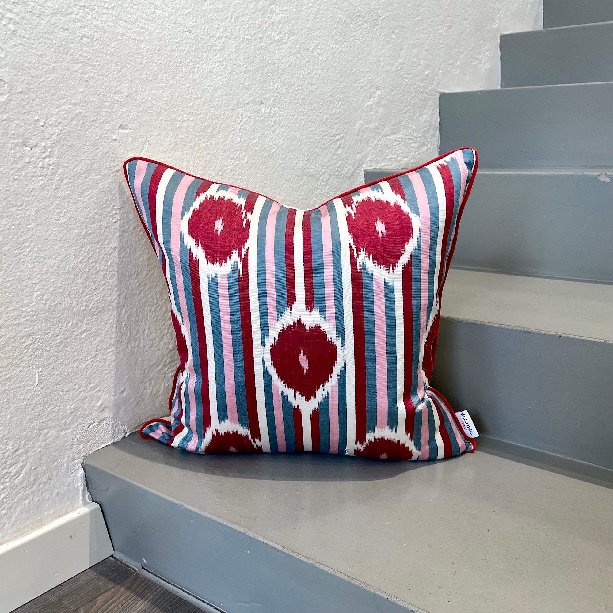 Luxury Silk Ikat Cushion Cover - Bohemian Home Decor Pillow Case for Sofa, Bed & Living Room - Handmade Ikat Print Throw Pillow Cover for Boho Chic Decor