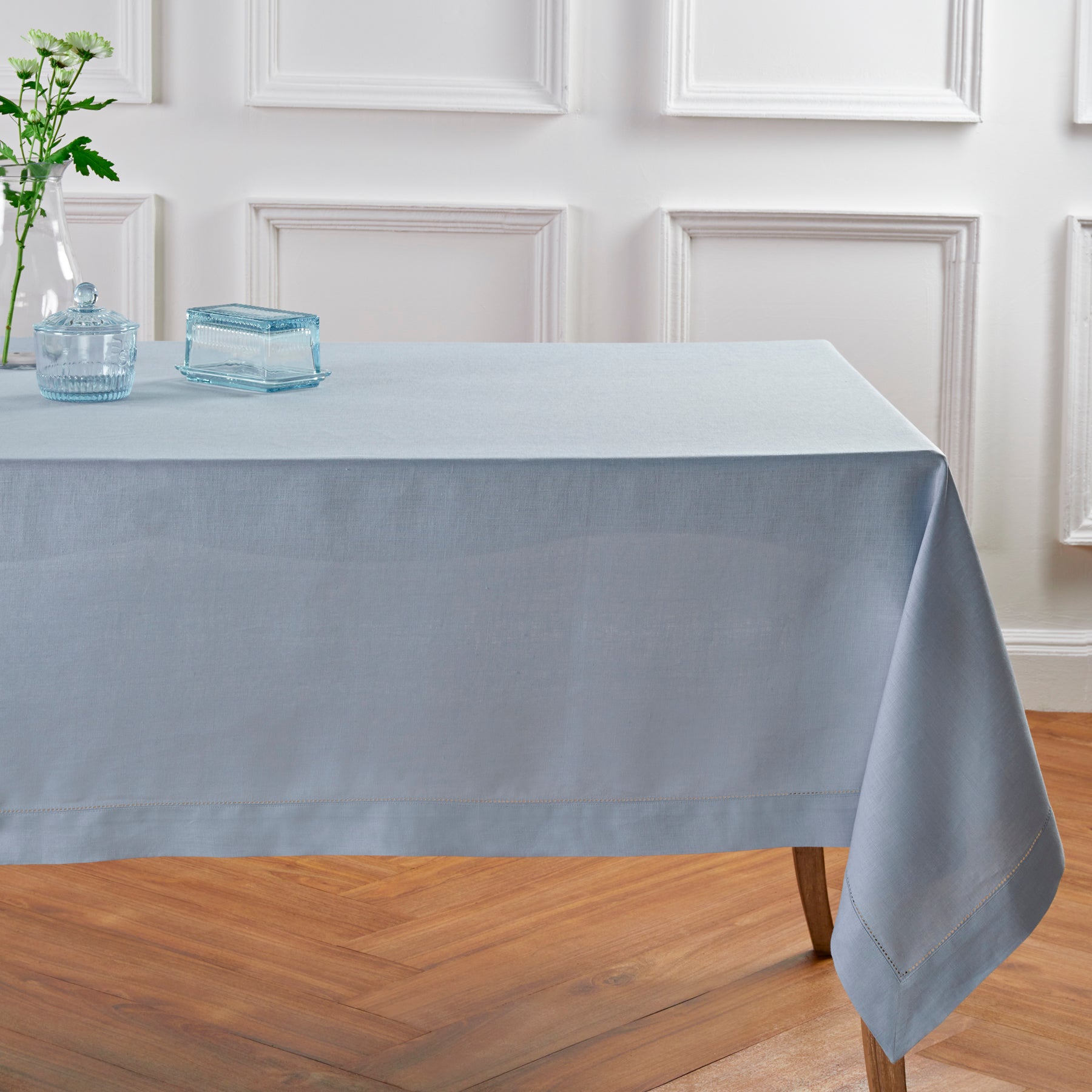 Elegant Classic Hemstitch Tablecloth - Premium Cotton Linen Table Cover for Dining Room, Wedding, Party & Special Occasions