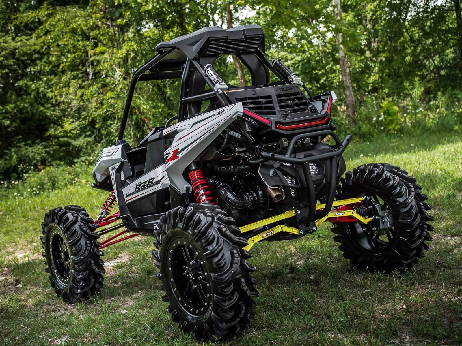 SuperATV Heavy Duty High Clearance Boxed Rear Radius Arms for Polaris RZR RS1 (2018+) - Lime Green | 4x Stronger Than OEM | Off-Road Upgrade | Not Compatible With Polaris Rear Bumpers | Perfect for Trail Riding, Rock Crawling & Extreme Off-Road Adventures