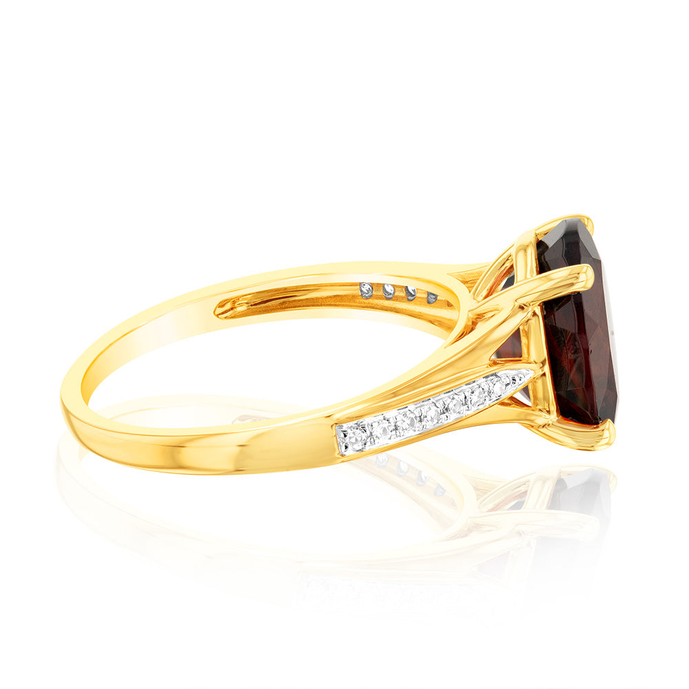 9ct Yellow Gold 3.10 Carat Garnet & 14 Diamond Dress Ring for Women - Elegant Evening Party & Wedding Jewelry Gift