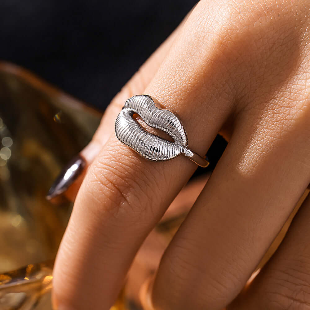 Quirky Kissing Lip Ring Stackable - A933 | Fun & Stylish Body Jewelry for Parties, Dates & Self-Expression