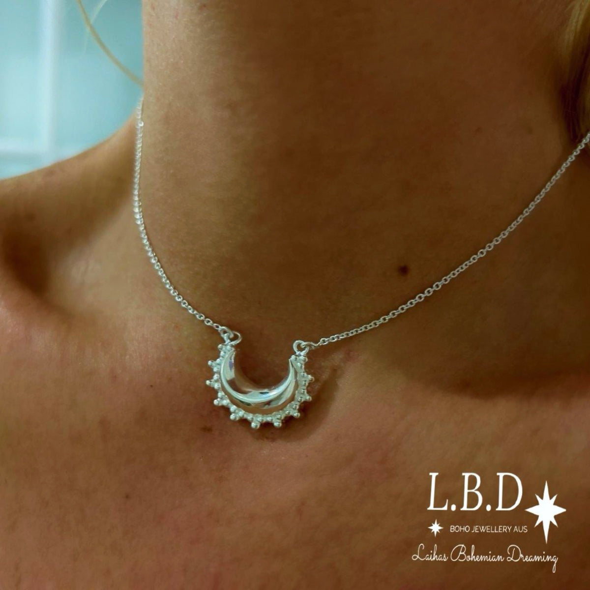 Laihas Prestige Goddess ‘Tammie’ Crescent Moon Boho Necklace - Elegant Bohemian Jewelry for Women, Perfect for Festivals, Parties & Spiritual Healing