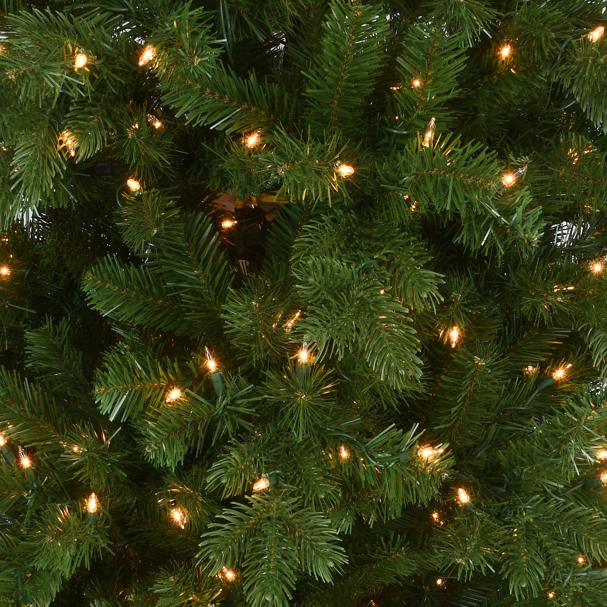 7.5 ft Pre-Lit Victoria Spruce Artificial Christmas Tree with 500 Clear LED Lights - Perfect for Living Room, Office & Holiday Decorations