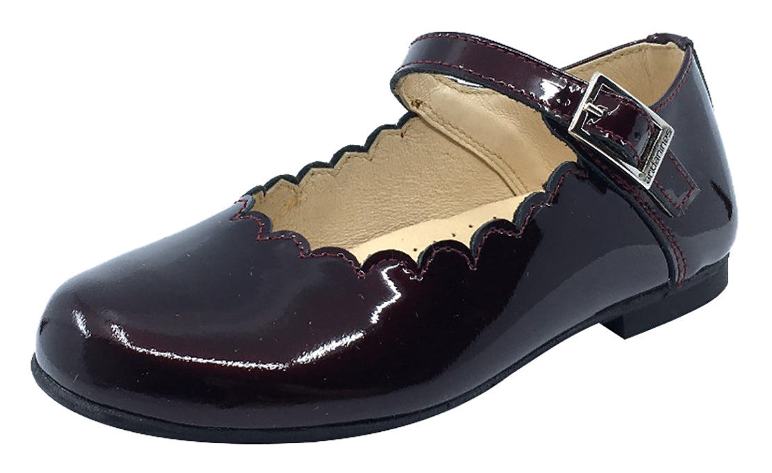 Andanines Girls Scalloped Mary Jane Shoes - Burgundy Patent Leather Dress Shoes for Toddler & Kids - Perfect for School, Parties & Special Occasions