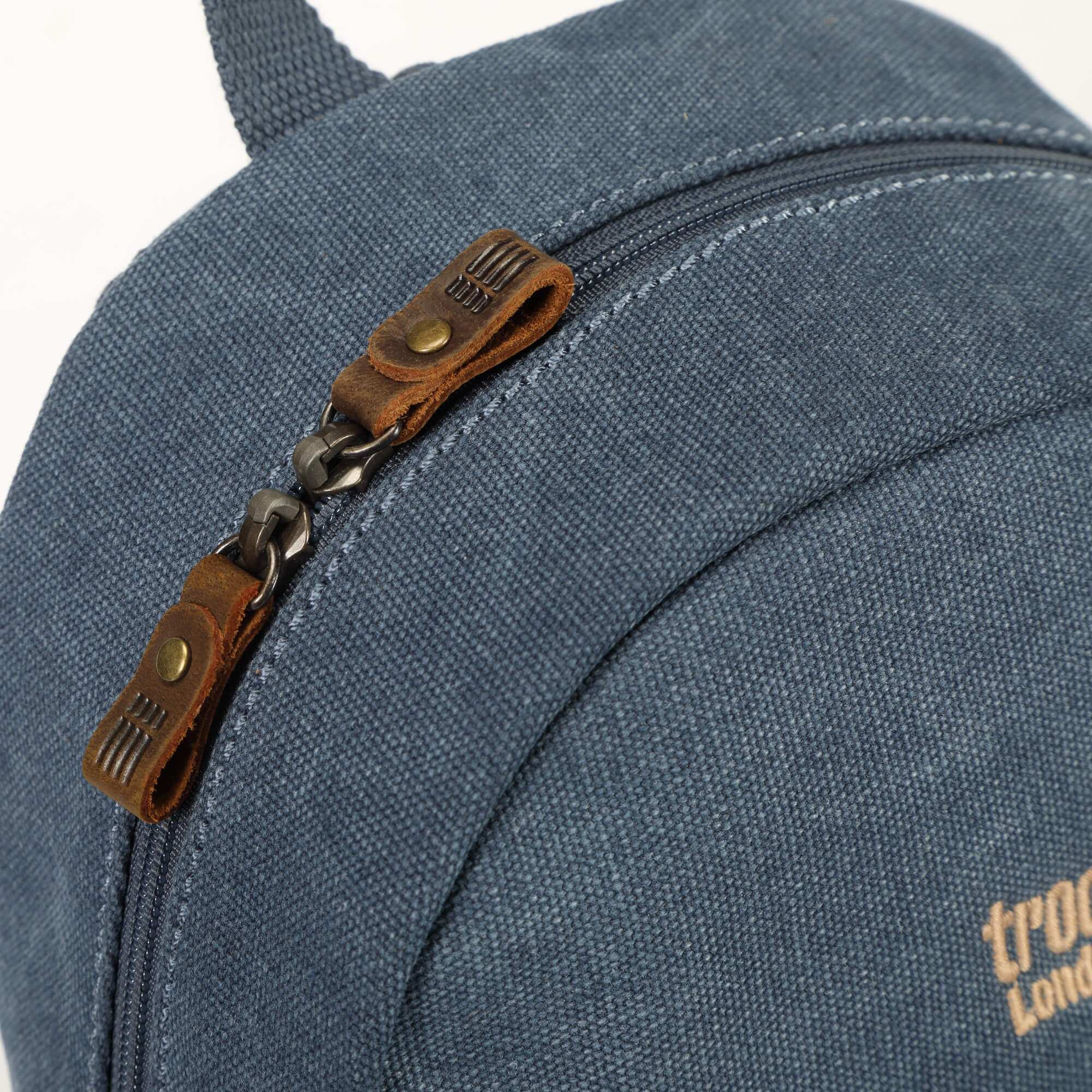 TRP0552 Troop London Classic Canvas Backpack - Small Durable School & Travel Daypack for Men & Women - Perfect for College, Commuting & Outdoor Adventures