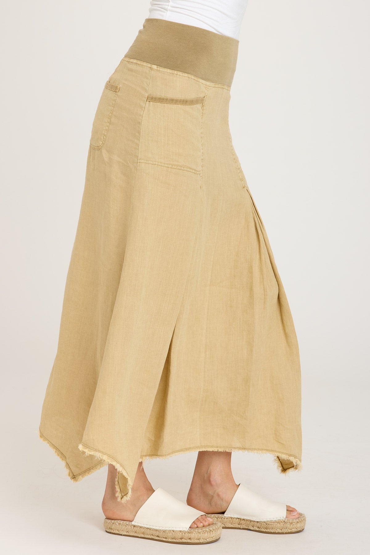 Triste Skirt Linwood Sands Pigment - Stylish and Comfortable Women's Skirt for Casual Wear, Beach Outings, and Summer Fashion