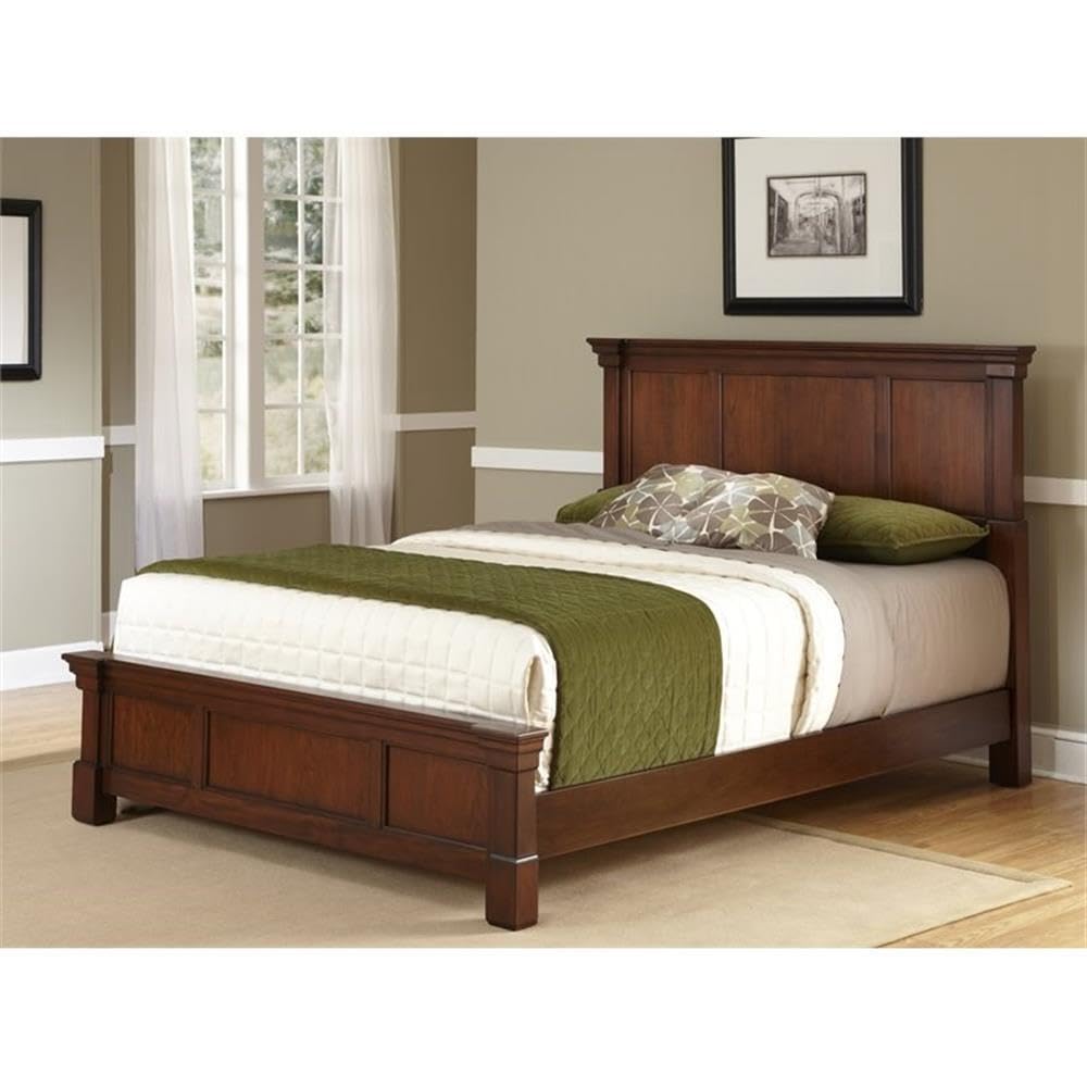 Pemberly Row Transitional Queen Wooden Panel Bed in Rustic Cherry - Solid Wood Bed Frame for Master Bedroom - Perfect for Farmhouse, Traditional & Modern Home Decor