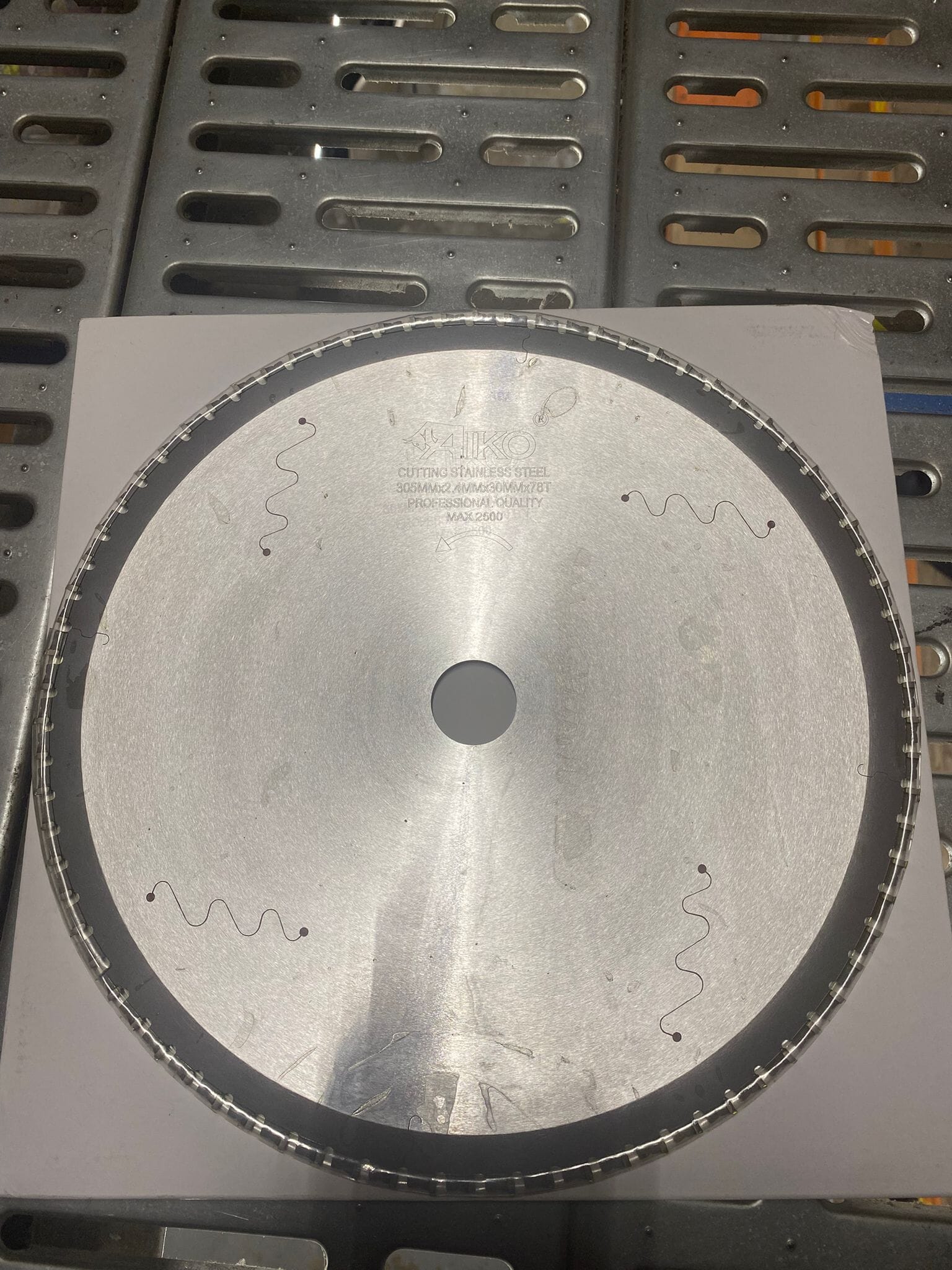 Aiko 12-Inch Low Speed Metal Cutting Saw Blade for Stainless Steel - 305mm 78 Teeth (Model SBA MS30578) - Perfect for Metal Fabrication, Pipe Cutting, and DIY Projects