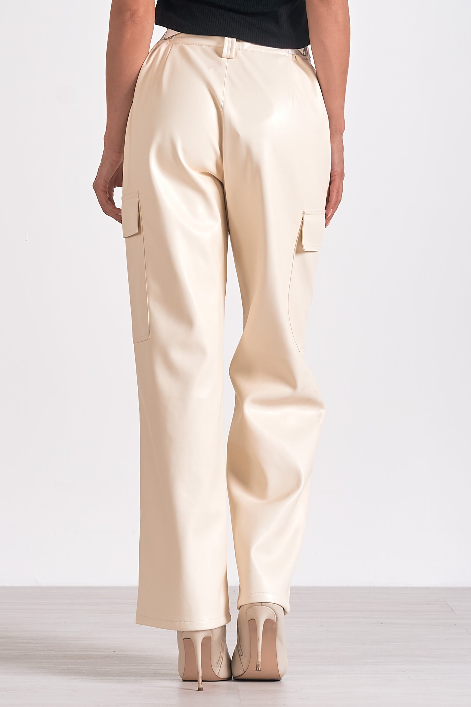 Mantio Women's Stone Color High-Waist Stretch Pants - Comfortable & Flattering for Work, Travel & Casual Wear
