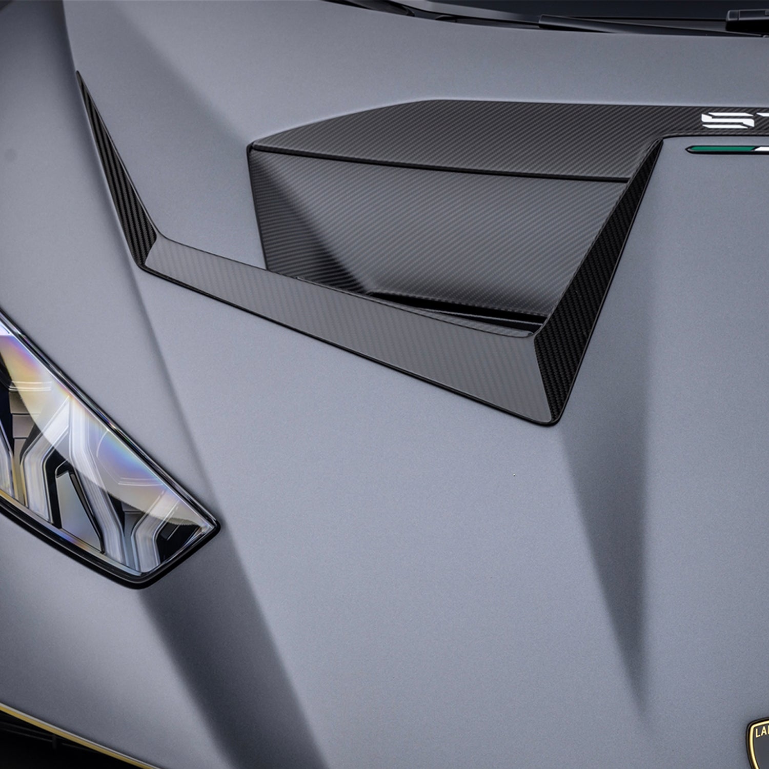 Huracan STO Aero Hood Ducts Carbon Fiber - High Performance Air Intake Vents for Lamborghini Huracan STO - Perfect for Racing & Track Day Upgrades