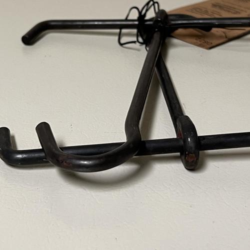 Bayou Classic 0822 Heavy Duty Steel Lift Hooks - 2 Pack for Jambalaya Pots, Crawfish Boils & Outdoor Cooking - Secure Lifting Solution for Cast Iron Dutch Ovens & Large Stock Pots