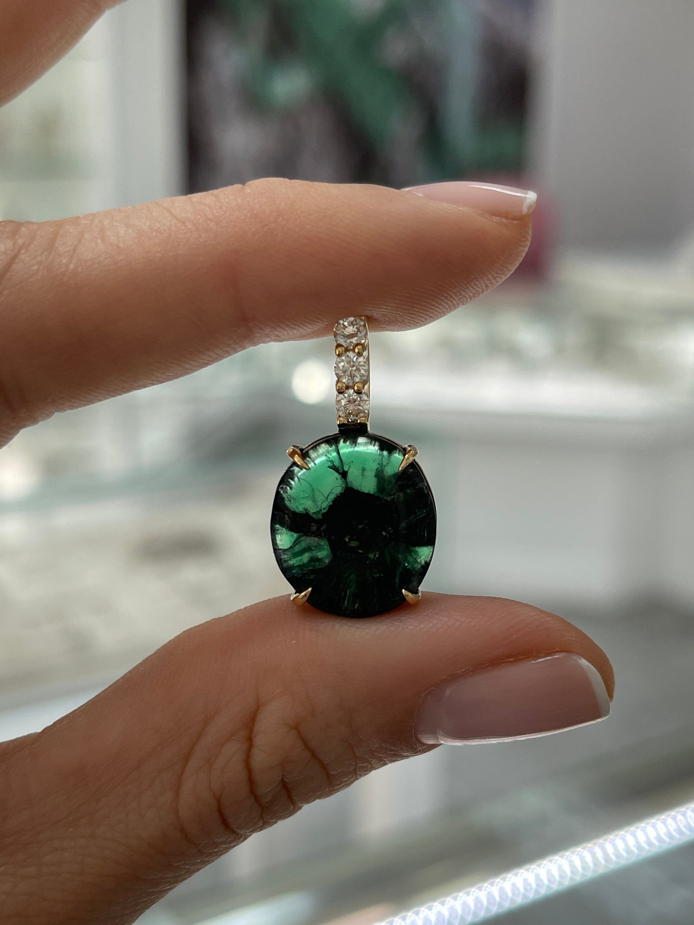 12.32tcw Oval Trapiche Colombian Emerald & Diamond Accented 18K Gold Pendant Necklace for Women - Elegant Jewelry Gift for Birthday, Anniversary & Special Occasions