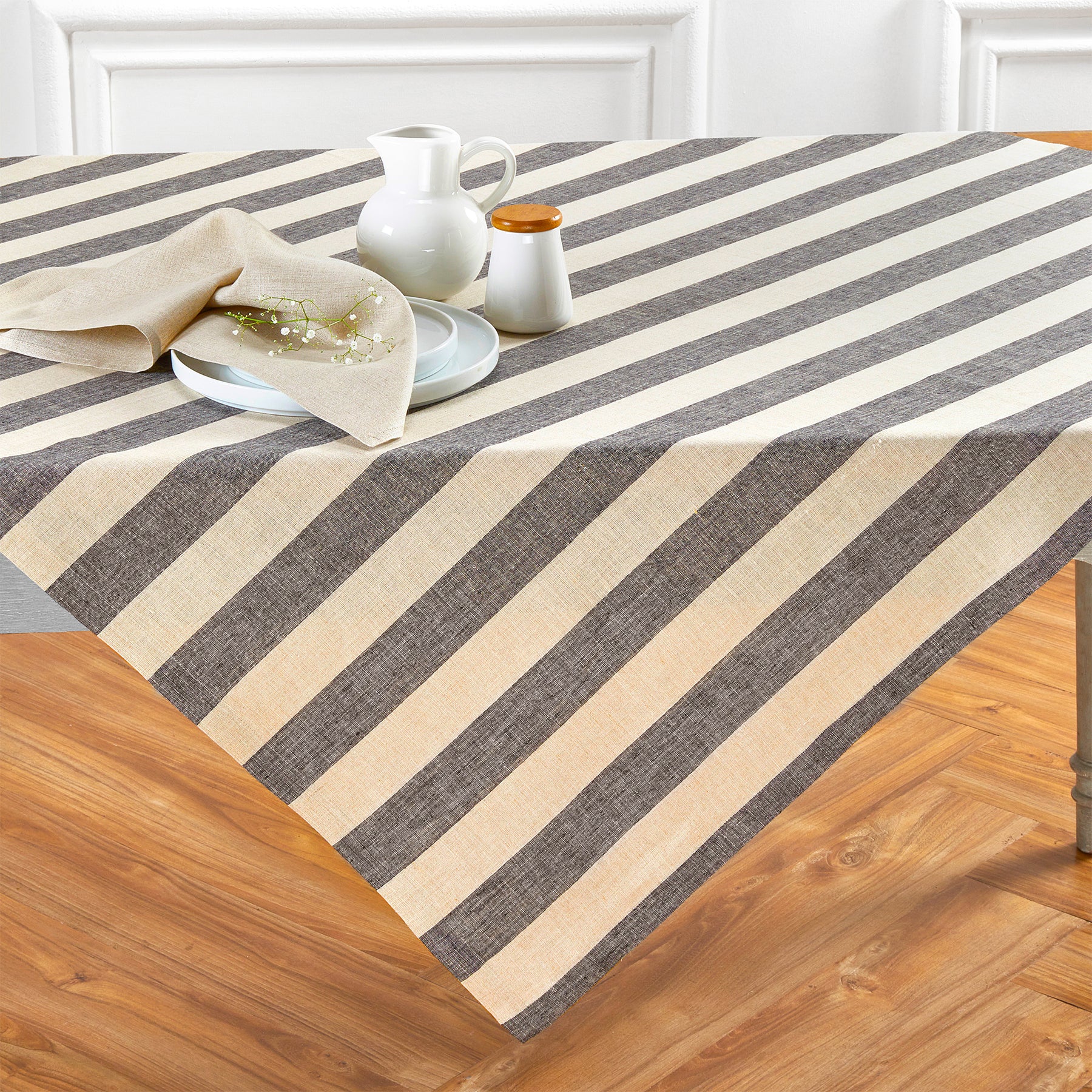 Black and White Cabana Stripe