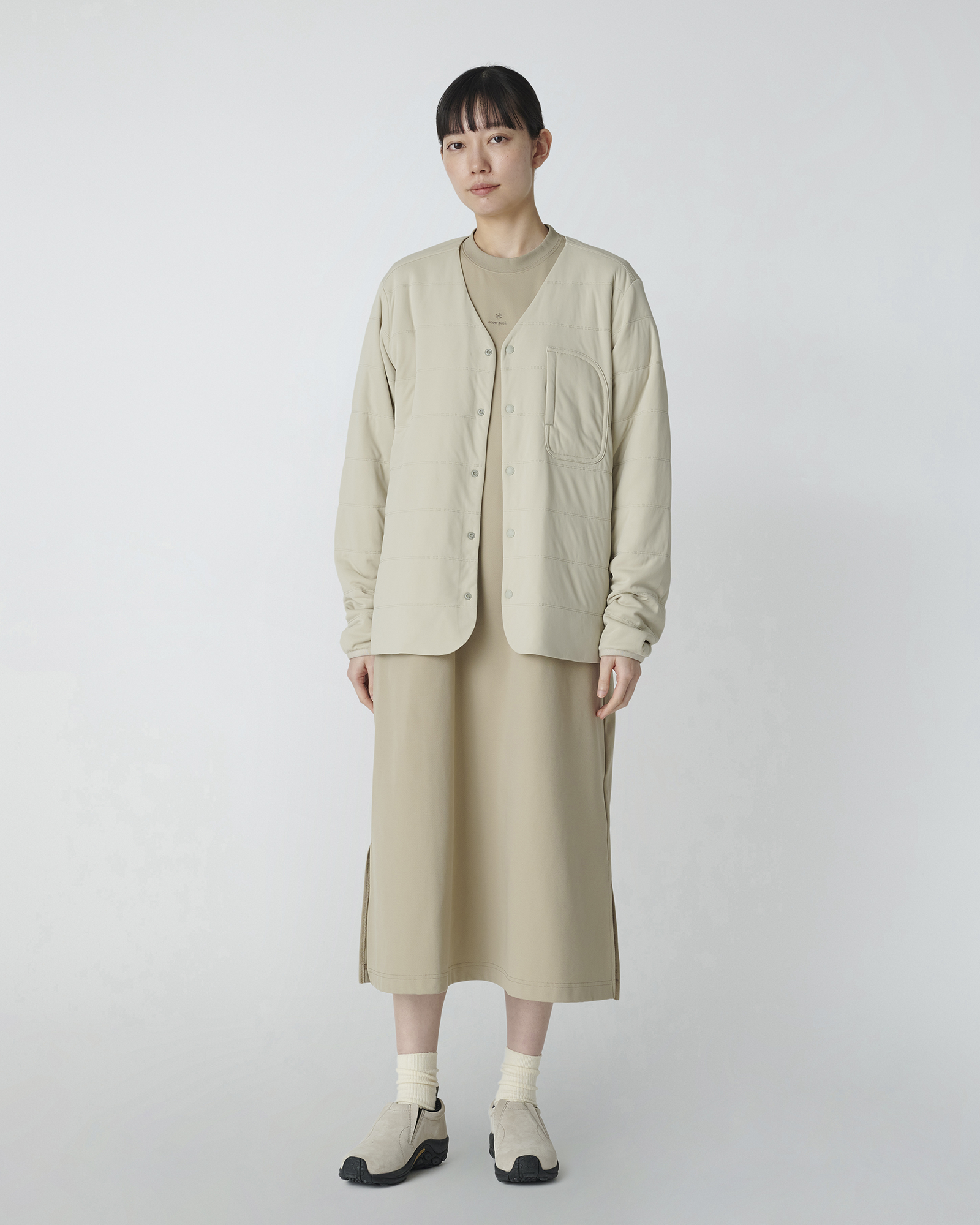 Stylish Flexible Insulated Cardigan for Women - Lightweight Warm Winter Layering Piece for Office, Travel & Outdoor Activities