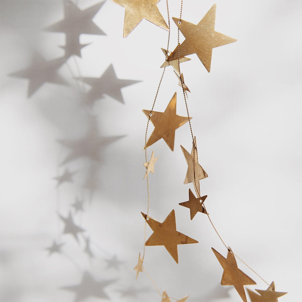 Brass Star Garland Decor - Elegant Metallic Hanging Ornaments for Christmas Tree, Home, and Party Decorations | Perfect for Holiday, Wedding, and Festive Celebrations