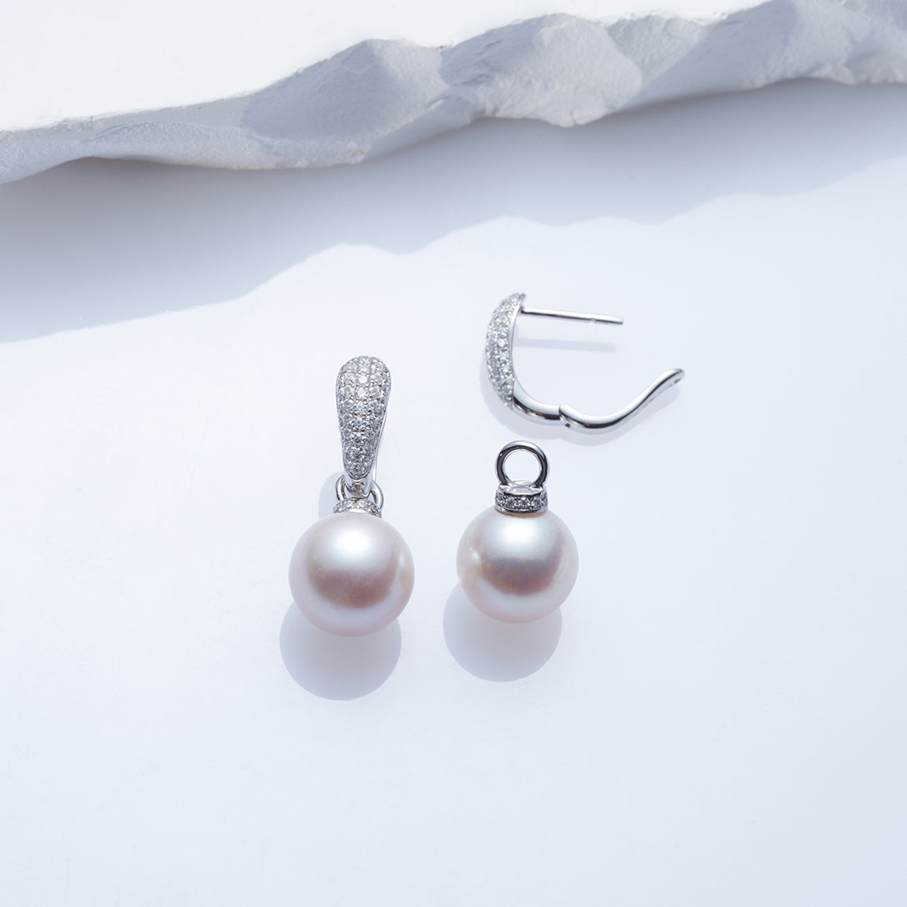 18K Solid Gold Edison Pearl Earrings for Women - Luxury Freshwater Pearl Stud Earrings - Perfect Gift for Birthday, Anniversary & Valentine's Day - Elegant Jewelry for Parties, Weddings & Special Occasions