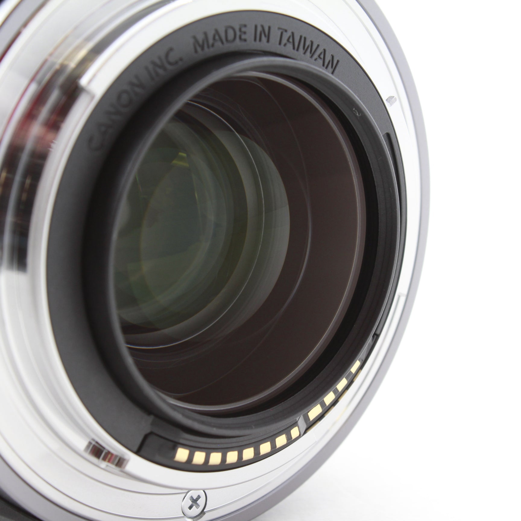 Open Box Excellent Condition Canon RF 35mm f/1.8 IS Macro STM Lens - Perfect for Portrait, Street & Low-Light Photography