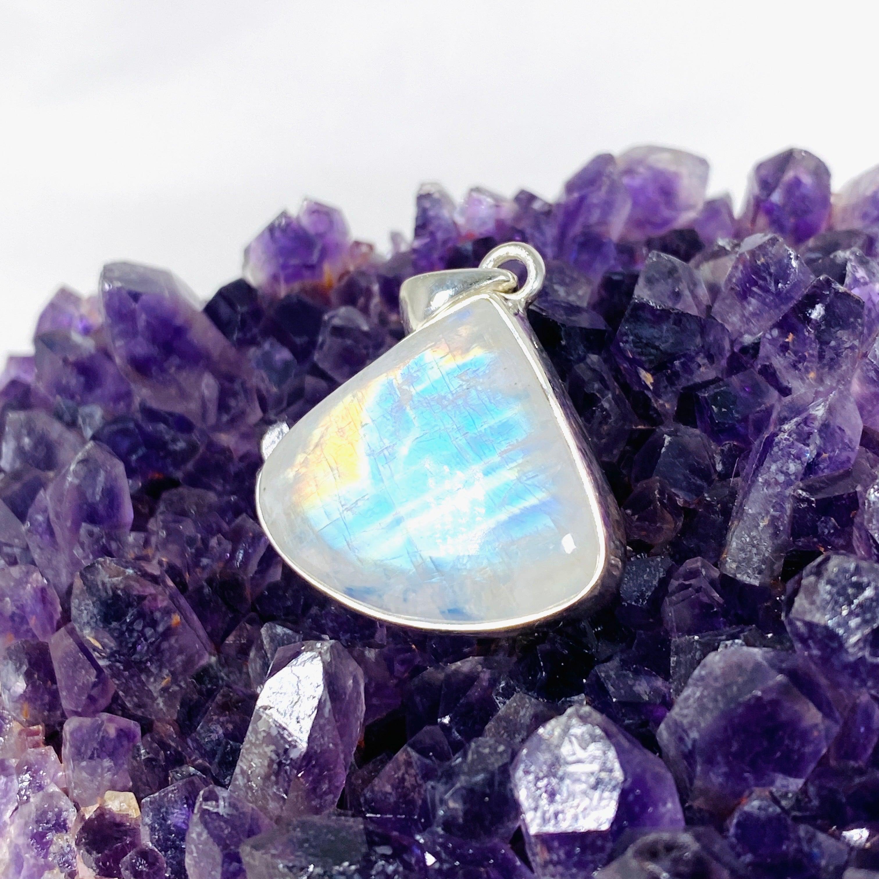 Moonstone Teardrop Pendant Necklace KPGJ4025 - Elegant Jewelry for Women, Perfect for Wedding, Party & Everyday Wear