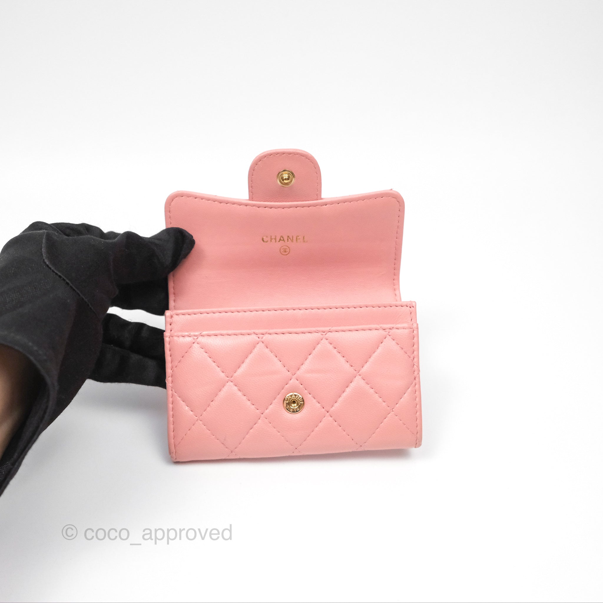 Chanel Classic Flap Card Holder in Pink Quilted Lambskin with Gold Hardware - Luxury Wallet for Women, Perfect for Everyday Use & Special Occasions