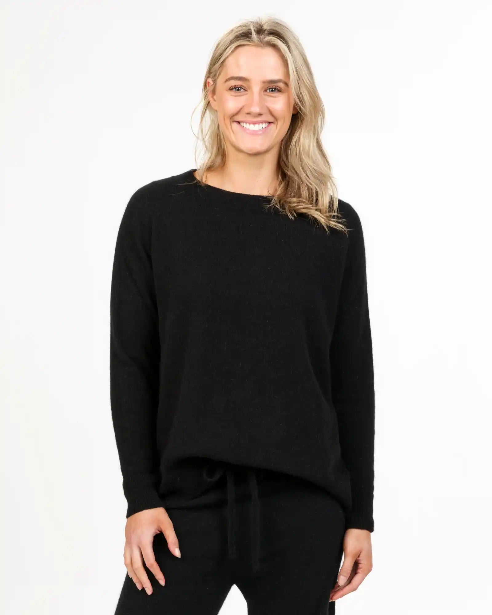 Cozy Black Women's Lounge Sweater - Soft Casual Pullover for Relaxing at Home | NB816 | Perfect for Lounging, Netflix Nights & Winter Comfort