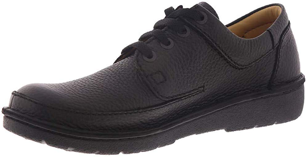 Clarks Nature II Men's Oxford Shoes - Comfortable & Stylish Casual Dress Shoes for Work, Walking & Everyday Wear