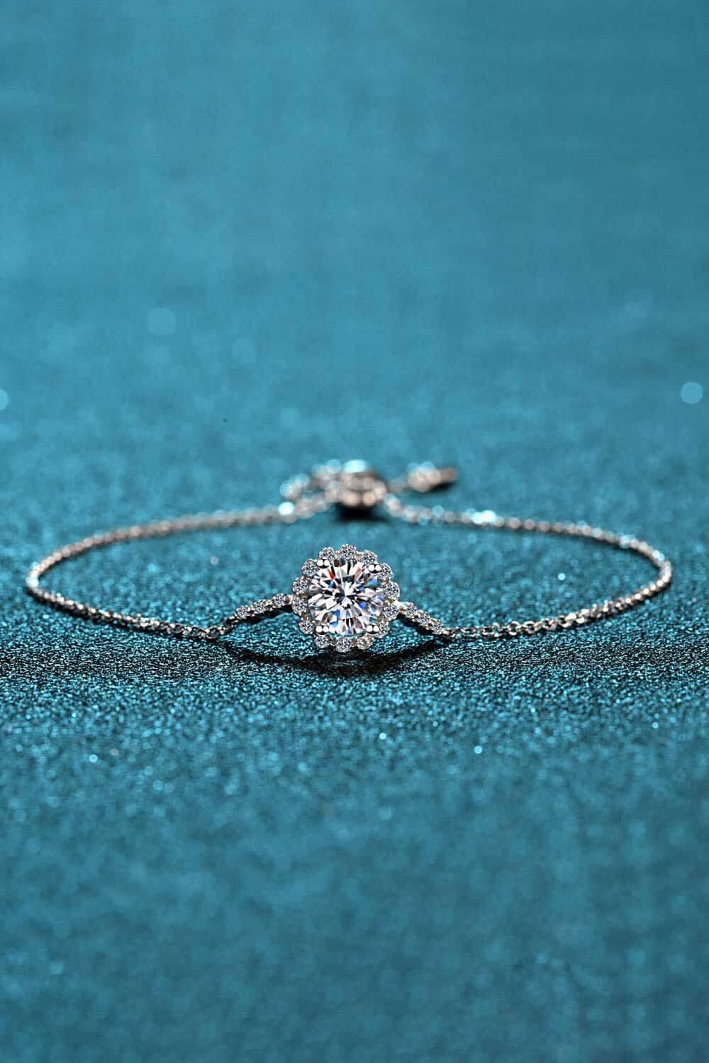 1 Carat Moissanite Tennis Bracelet for Women - Durable 925 Sterling Silver Chain Bracelet - Perfect for Weddings, Anniversaries & Special Occasions