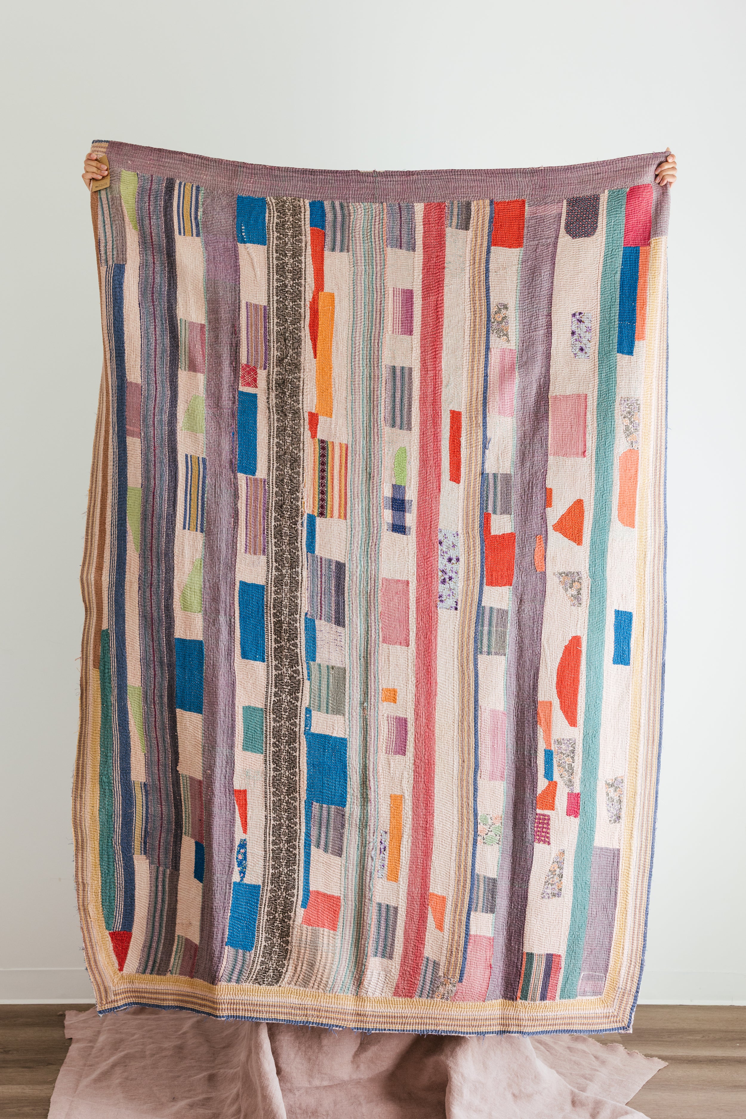 Aloka + BS Quilt #69 - Premium Quality Quilt for Cozy Bedding - Perfect for Home, Bedroom Decor & Gift Giving