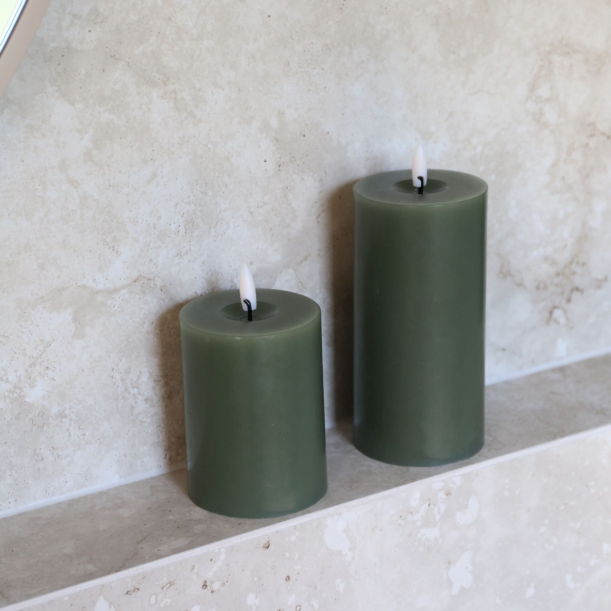ESTER & ERIK LED Pillar Candle - 15cm Green Soil Scented Flameless Candle for Home Decor, Wedding Centerpieces & Relaxing Ambiance