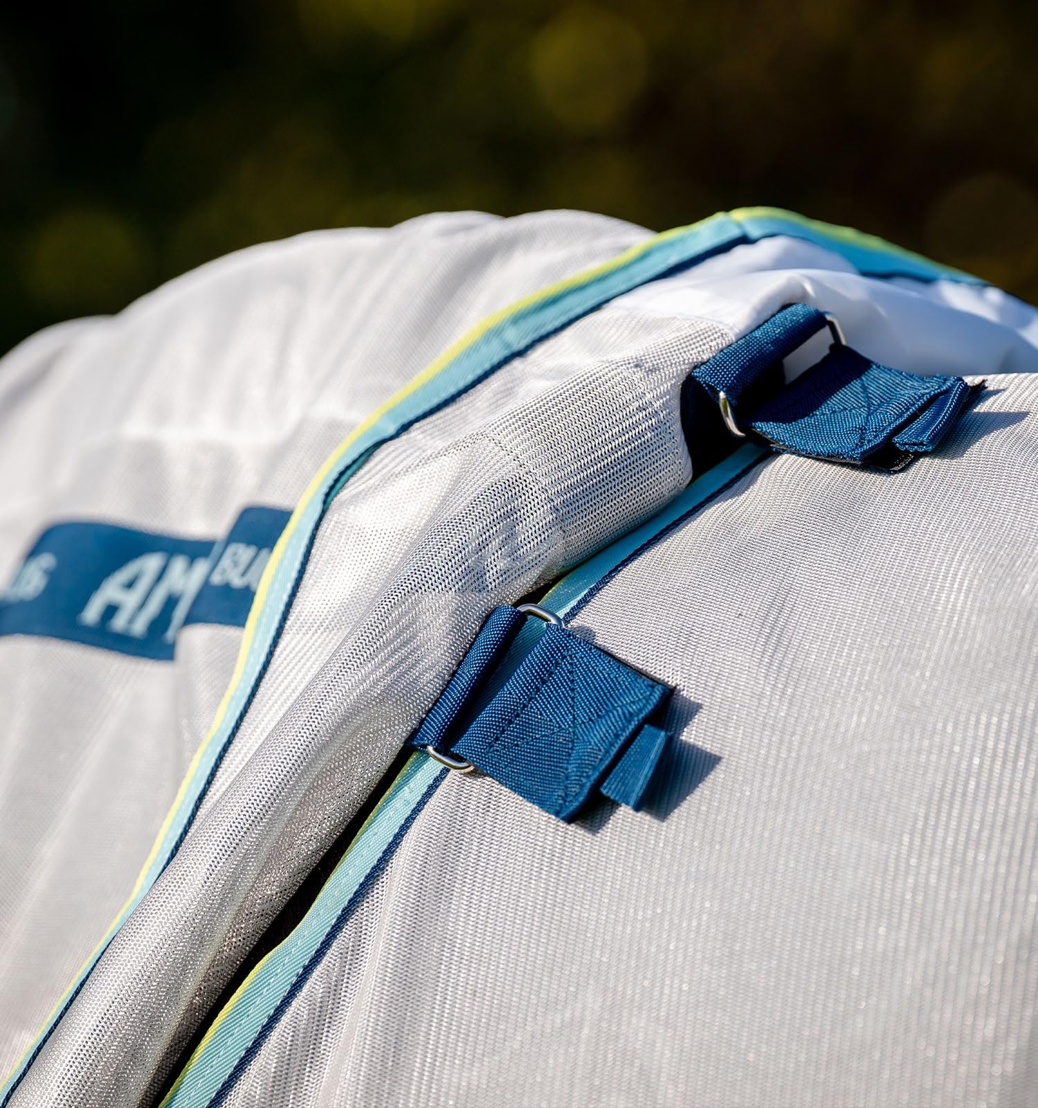 Horseware® Amigo® XL Bug Rug Fly Sheet with Disc Front Closure - Lightweight 0g Protection for Horses - Ideal for Summer Riding, Pasture, and Fly Control