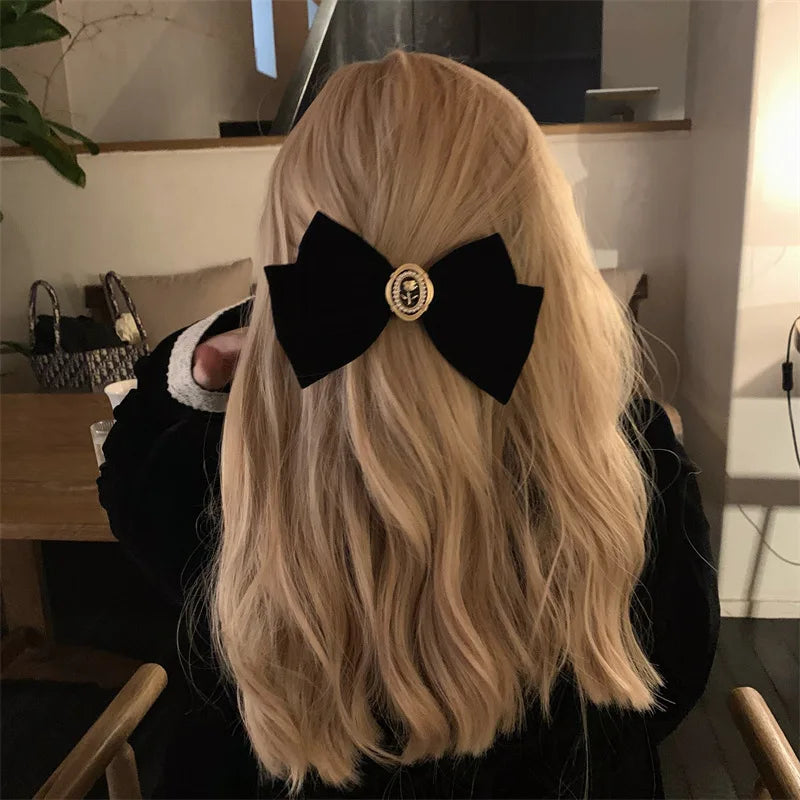 Elegant Royal Bow Hair Pin for Women - Vintage Crystal Hair Clip for Weddings, Prom & Special Occasions