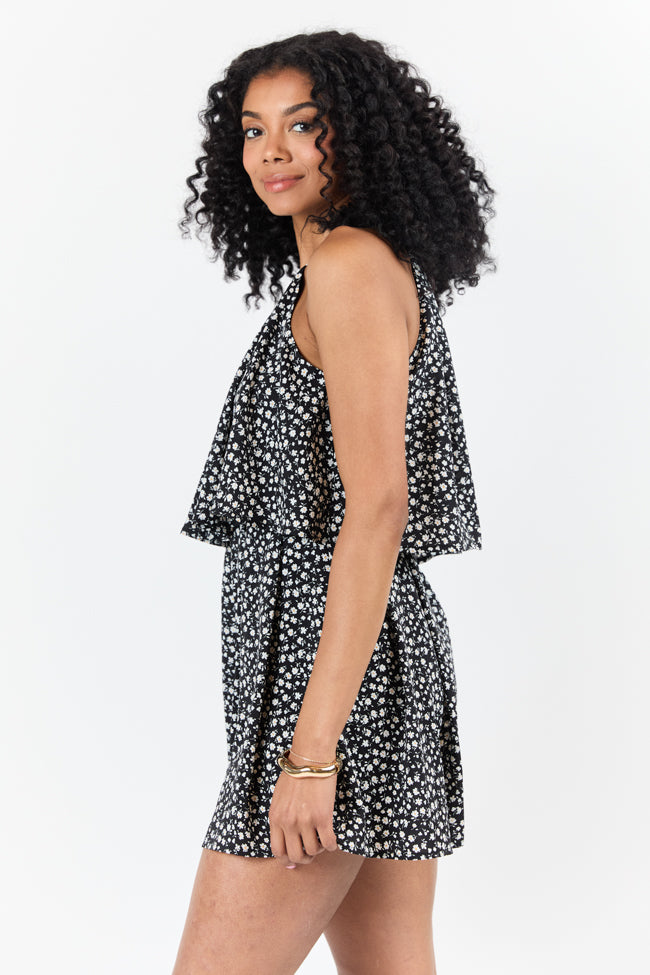 Black and White Daisy Print Halter Neck Romper for Women | Summer Casual Jumpsuit | Perfect for Beach Vacations, Music Festivals & Date Nights