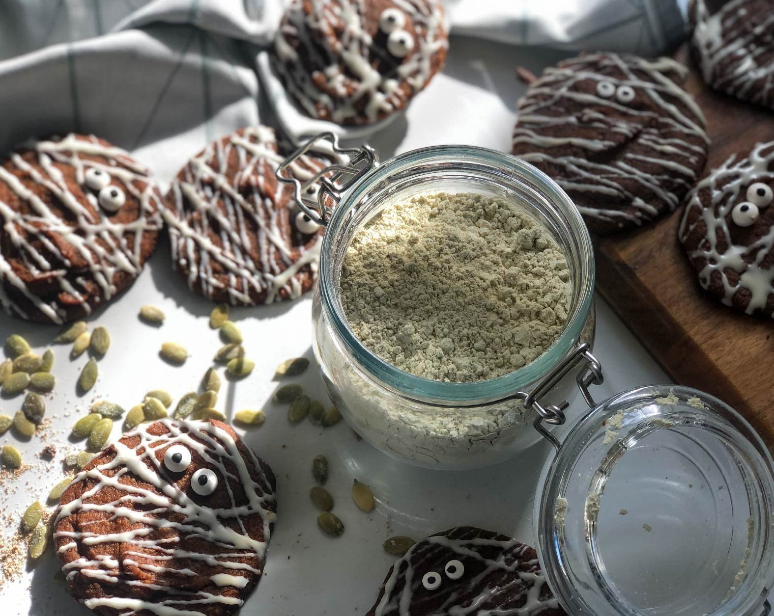 Organic Pumpkin Seed Protein Powder by Food to Live - 8 lbs, 60% Protein, Non-GMO, Vegan, Kosher, Non-Irradiated | Pure Flour for Baking, Smoothies, Protein Shakes & Healthy Recipes | Plant-Based Superfood for Athletes & Fitness Enthusiasts