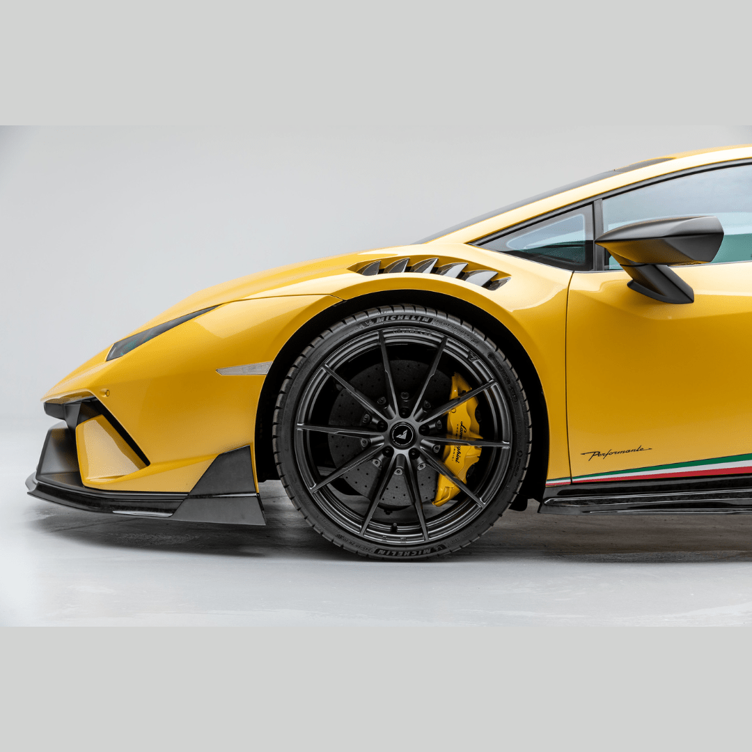 Lamborghini Huracan Performante Vicenza Edition Carbon Matrix Aero Front Fenders with Integrated Vents & Splash Guards - High-Performance Upgrade for Racing & Show Cars