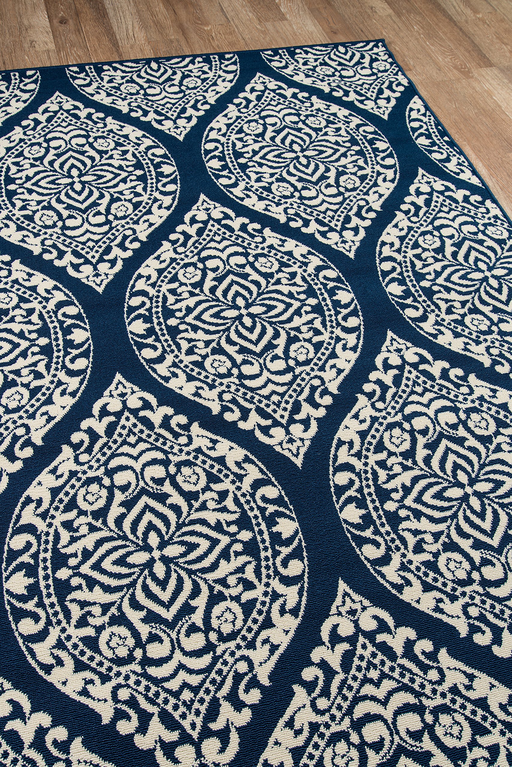 Premium Momeni Baja Collection Navy Blue Area Rug 6'7