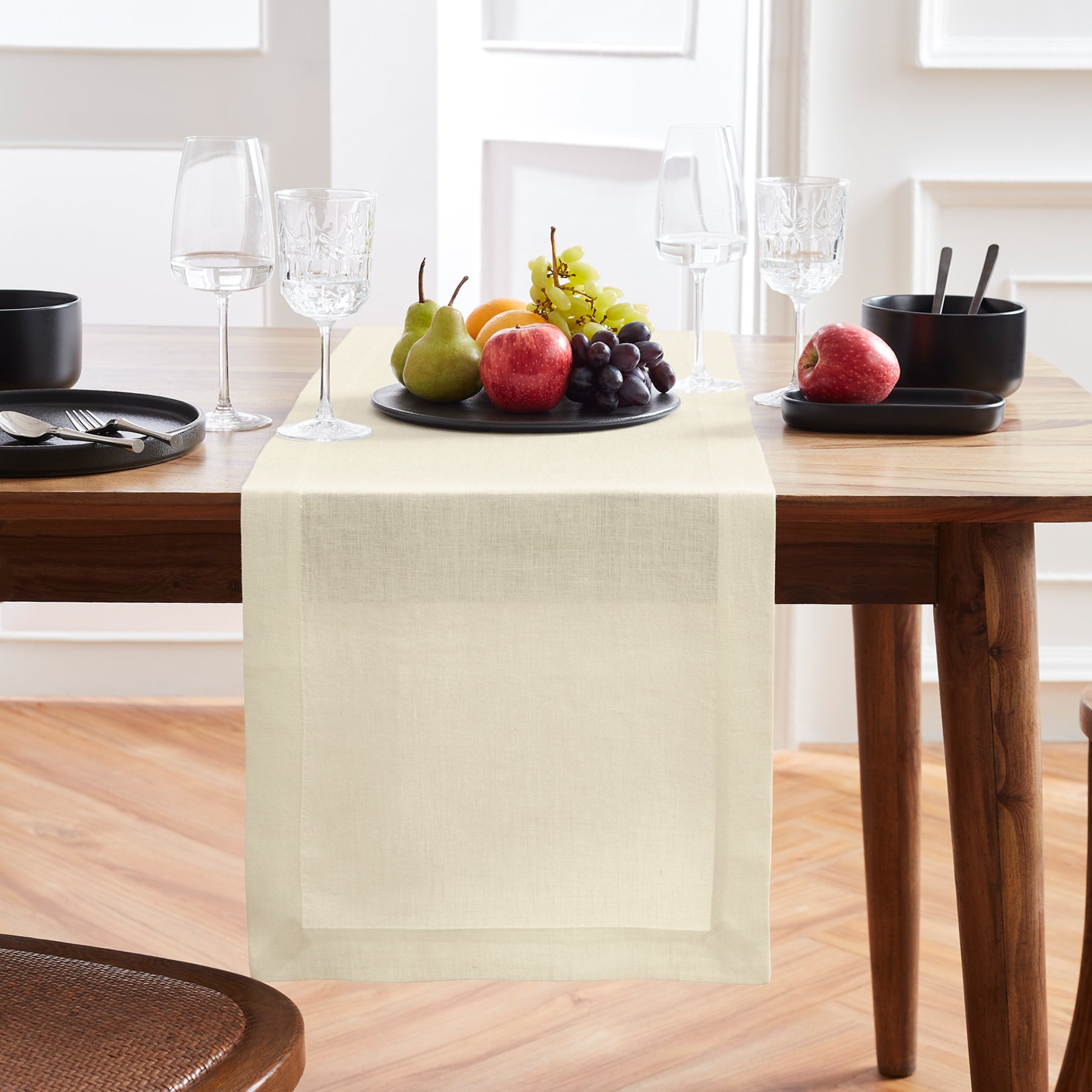 Elegant Sonoma Table Runner - Premium Cotton Decorative Table Cover for Dining & Home Decor - Perfect for Holidays, Weddings & Special Occasions