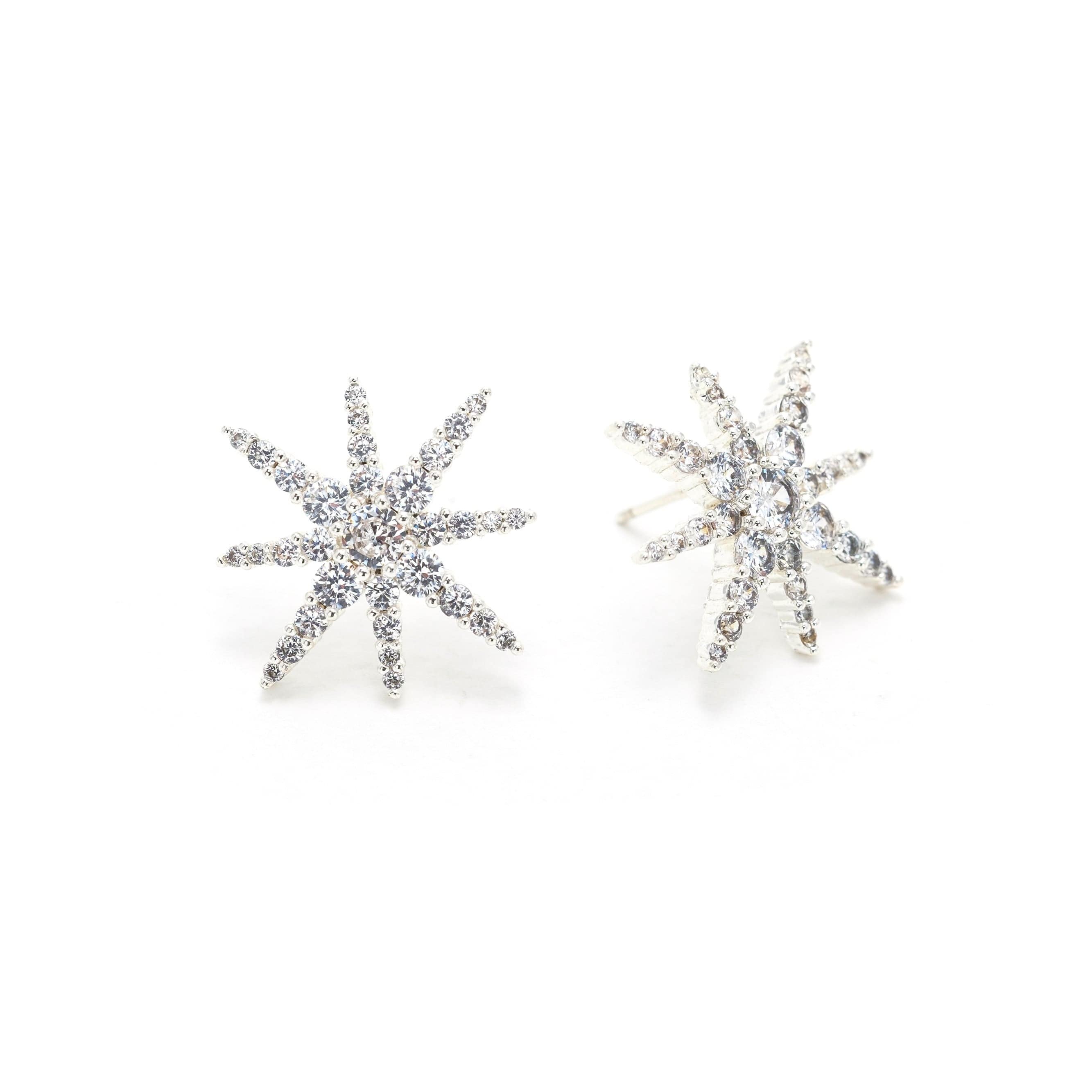 Etoile Silver Star Stud Earrings for Women - Dainty & Elegant Jewelry for Everyday Wear, Parties & Gifts