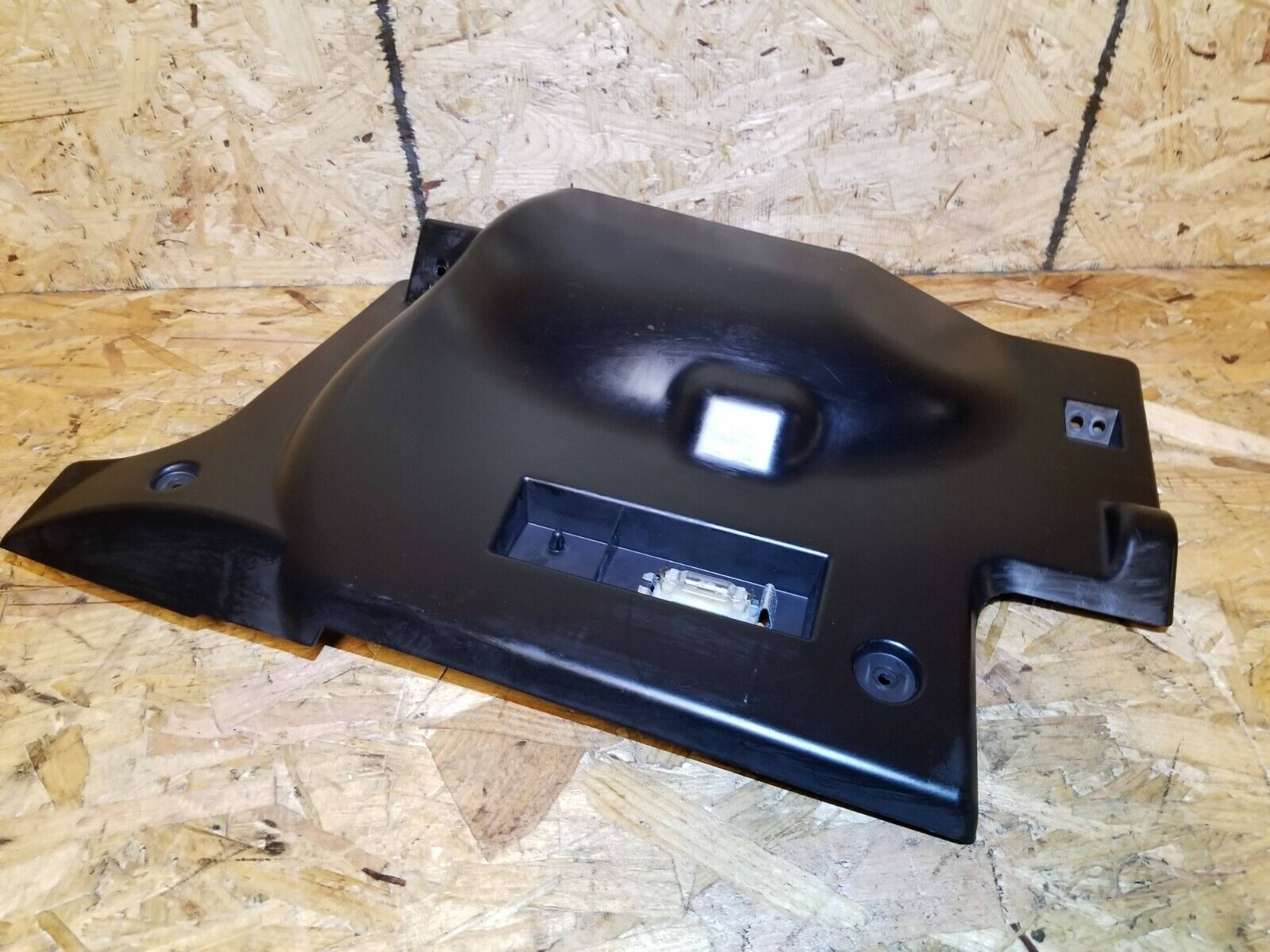 2005-2009 Cadillac SRX Passenger Side Under Dash Hush Panel Lamp OEM Replacement - Perfect for Interior Lighting Repair & Nighttime Driving Safety