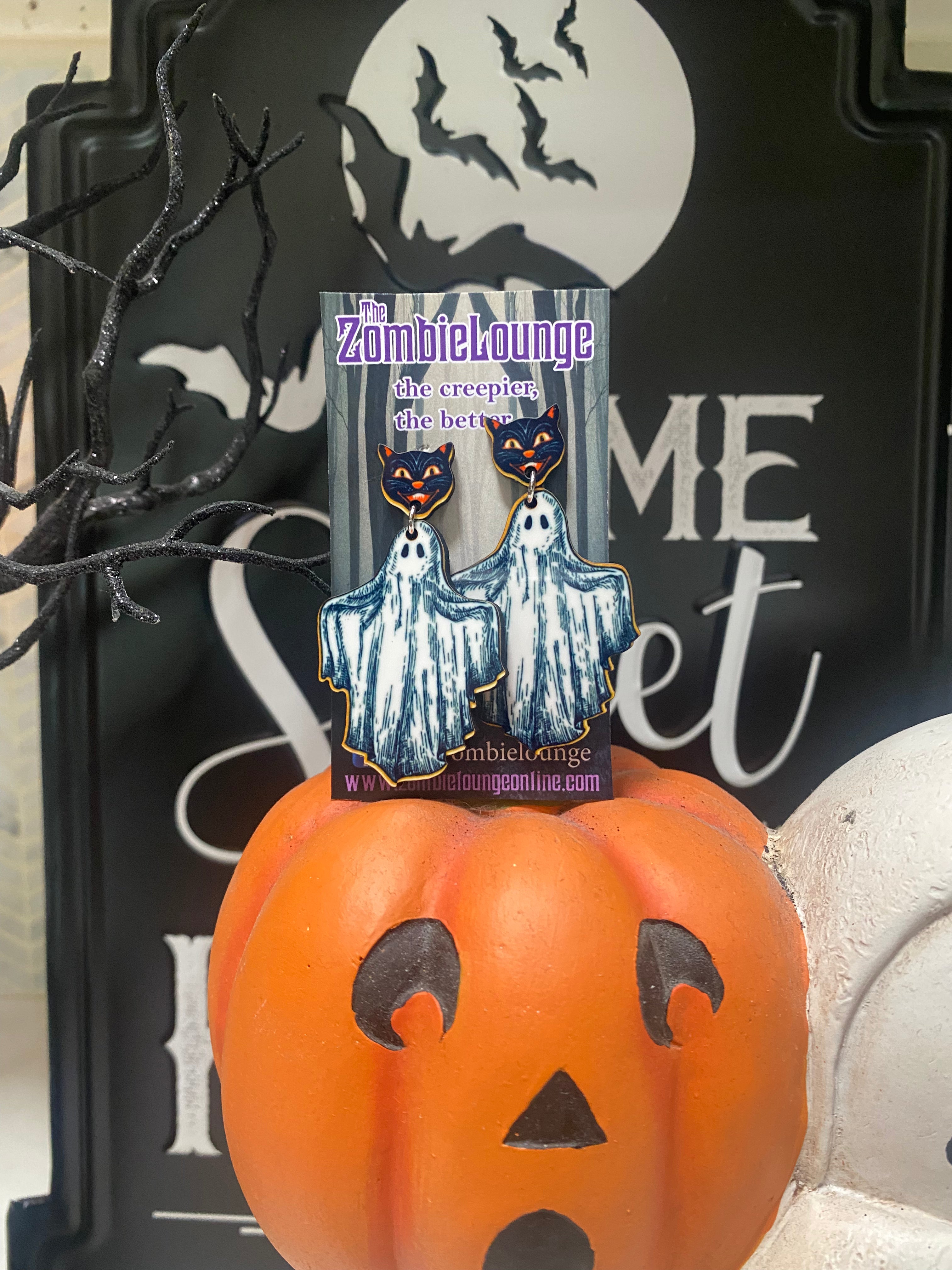 Vintage Style Ghost and Cat Earrings - Halloween Jewelry, Spooky Accessories for Women - Perfect for Costume Parties, Cosplay, and Everyday Wear