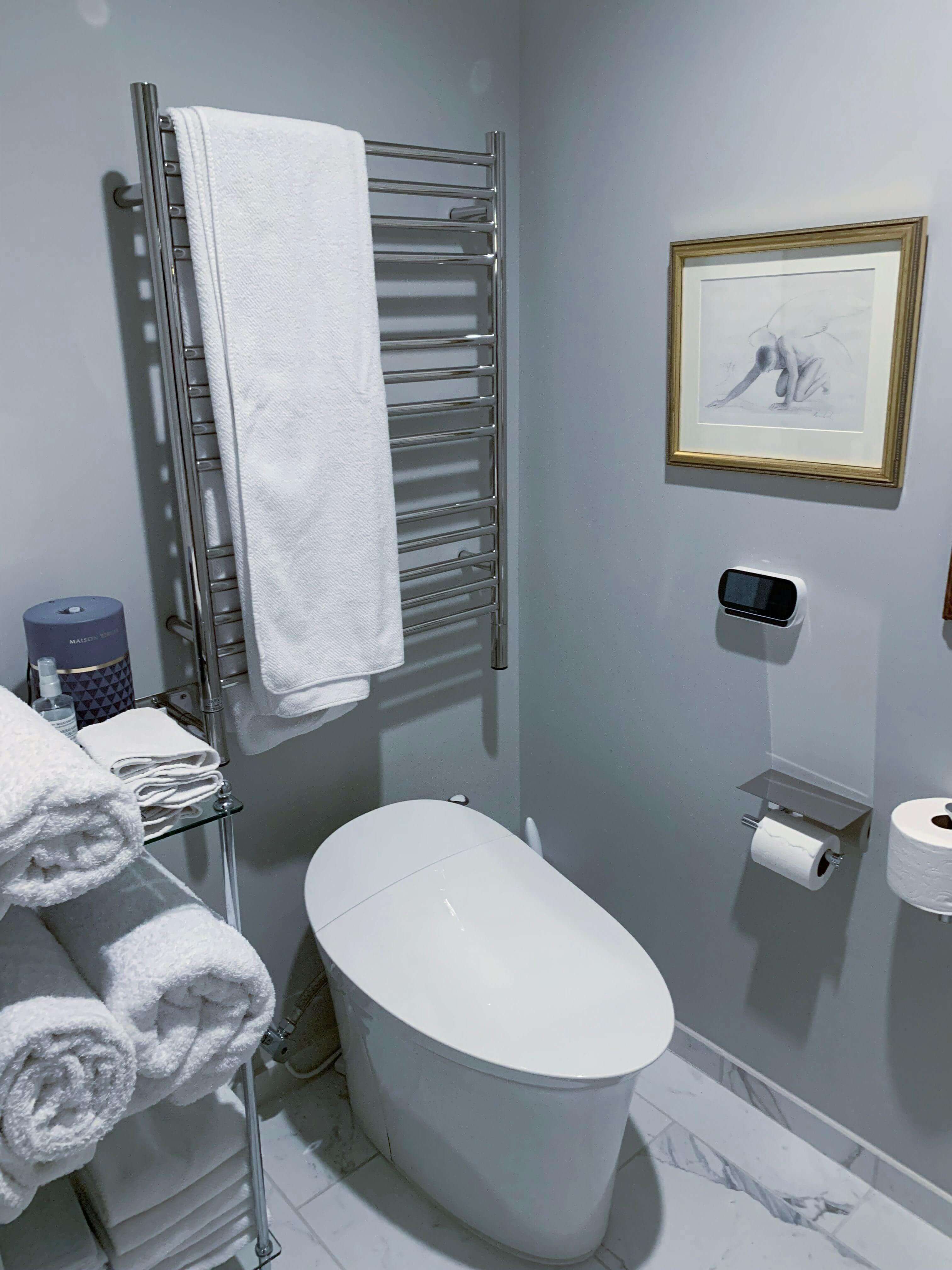 Amba Jeeves C Straight Hardwired Towel Warmer - 20.5