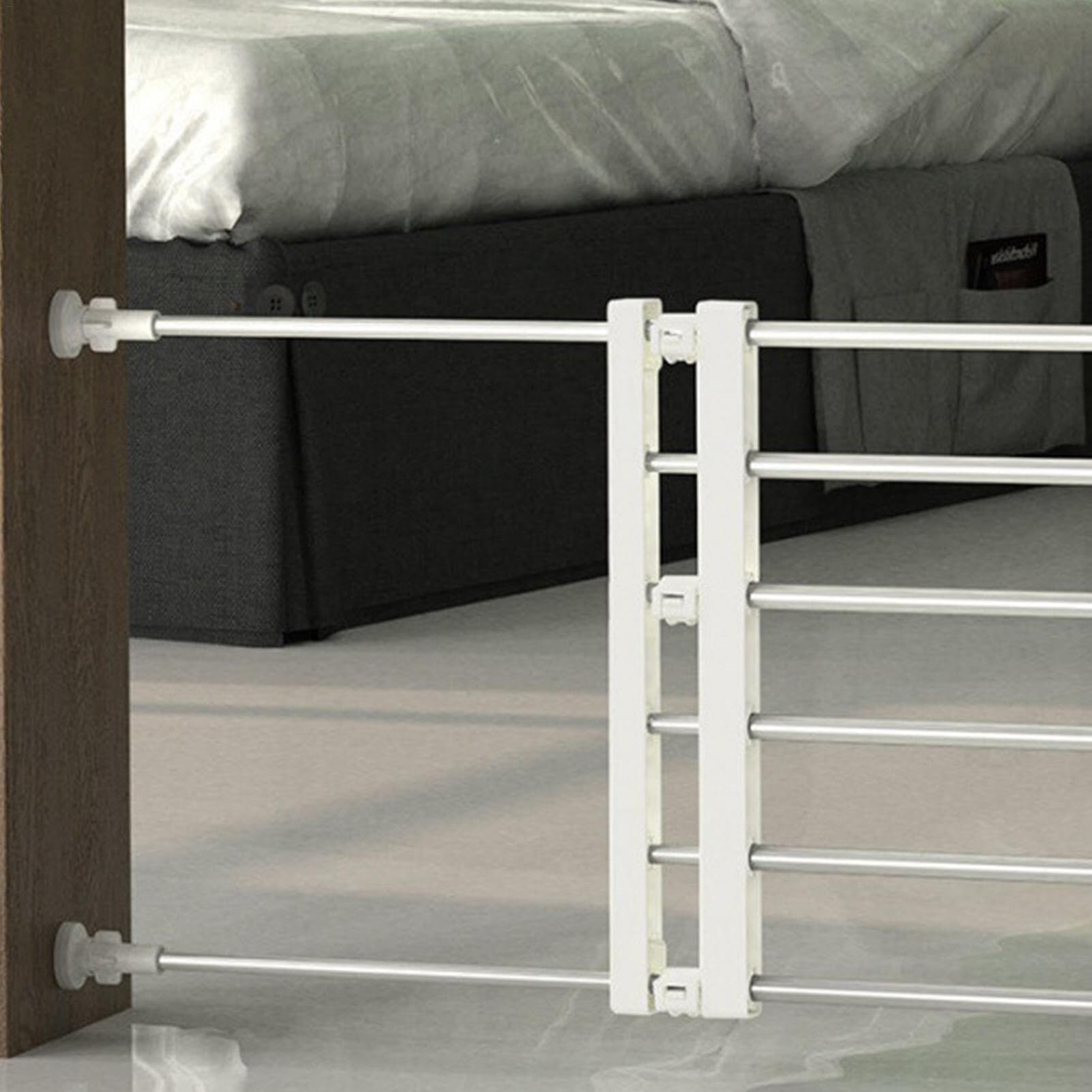 No Drill Retractable Pet Gate for Dogs & Cats - Extra Wide 75-135cm, Height 42cm - Indoor Safety Barrier for Stairs, Doorways & Hallways - White (Perfect for Puppies, Small Pets & Home Protection)